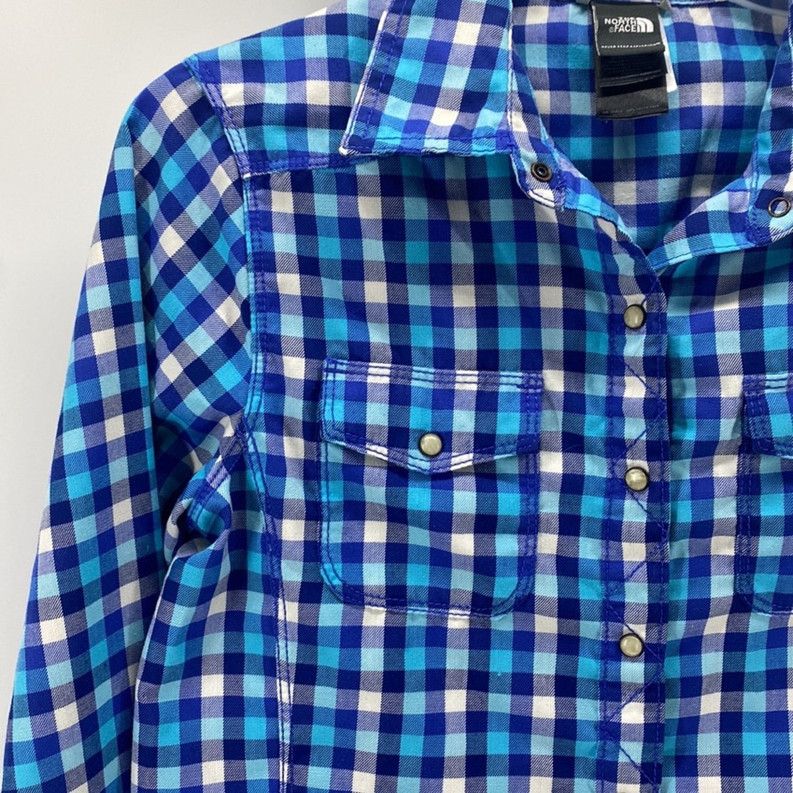 The North Face The North Face Blue Plaid Flannel pearl Button Down Gorpcore Size S / US 4 / IT 40 - 4 Thumbnail