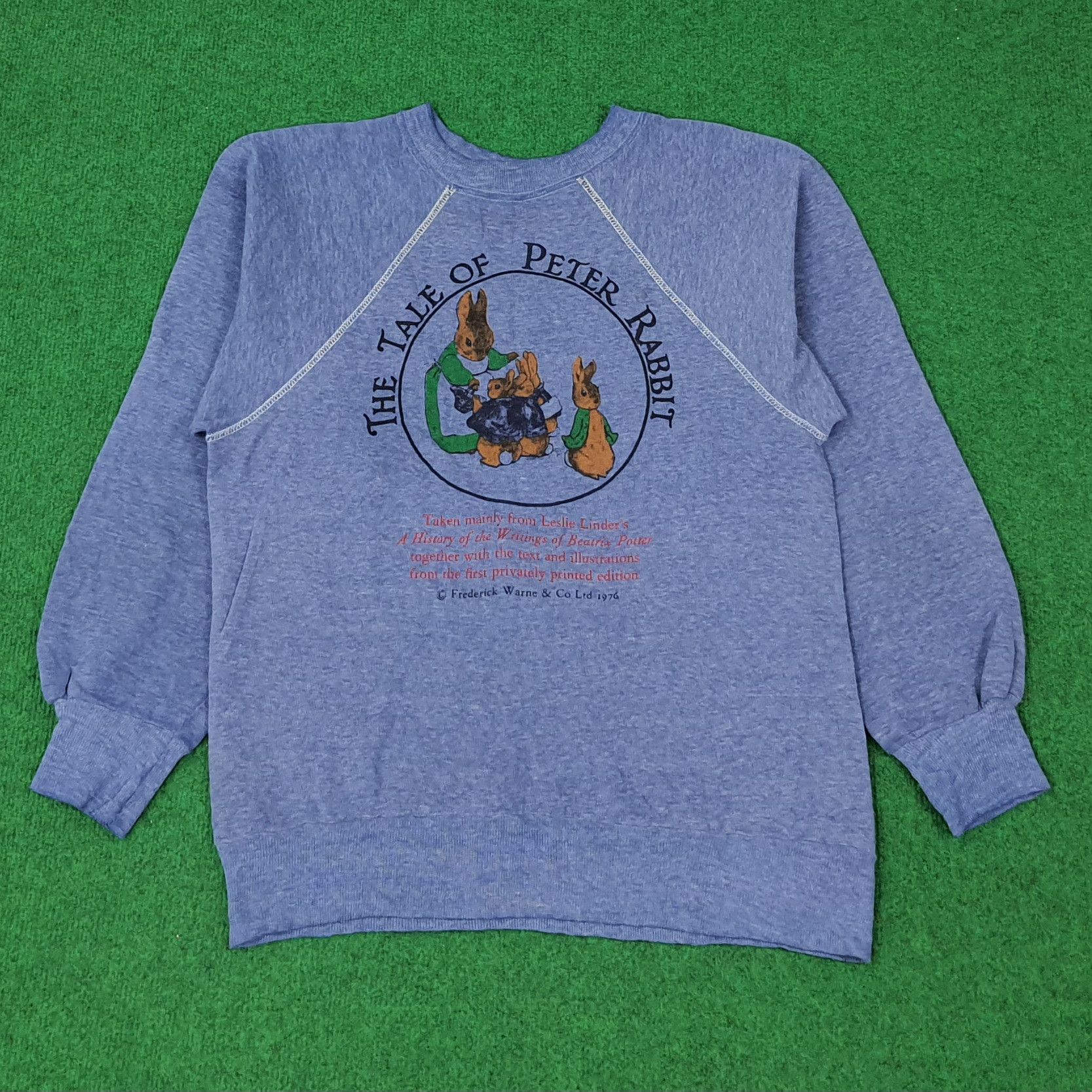 Vintage Vintage Books The Tale of Peter Rabbit Sweatshirt C232N13 Size US S / EU 44-46 / 1 - 1 Thumbnail