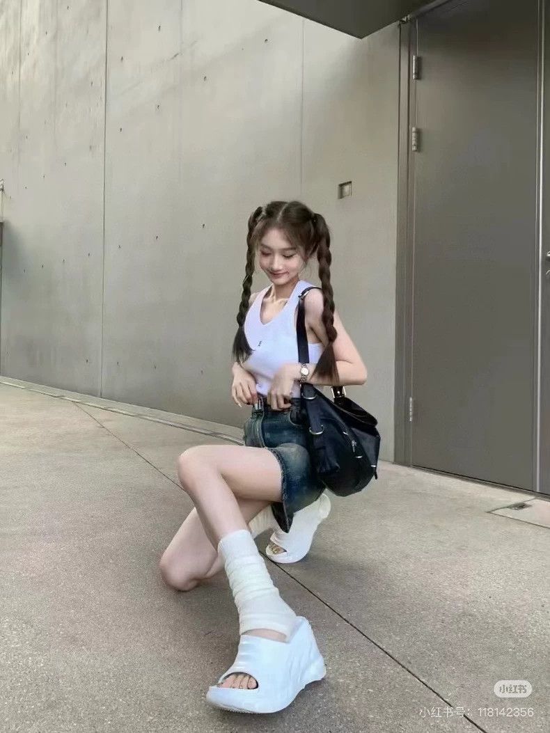 Givenchy Givenchy Sise36 White cotton candy wedge fish mouth high-he Size US 6.5 / EU 39-40 - 9 Thumbnail