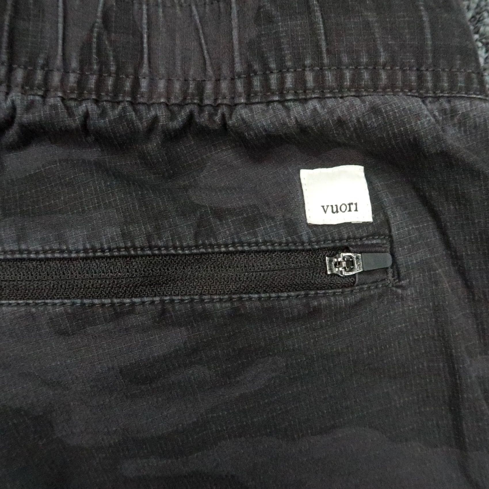 Vuori Vuori Pants Womens Large Gray Camouflage Ripstop Zip Pocket Straight VW401 Size 36" / US 14 / IT 50 - 6 Thumbnail