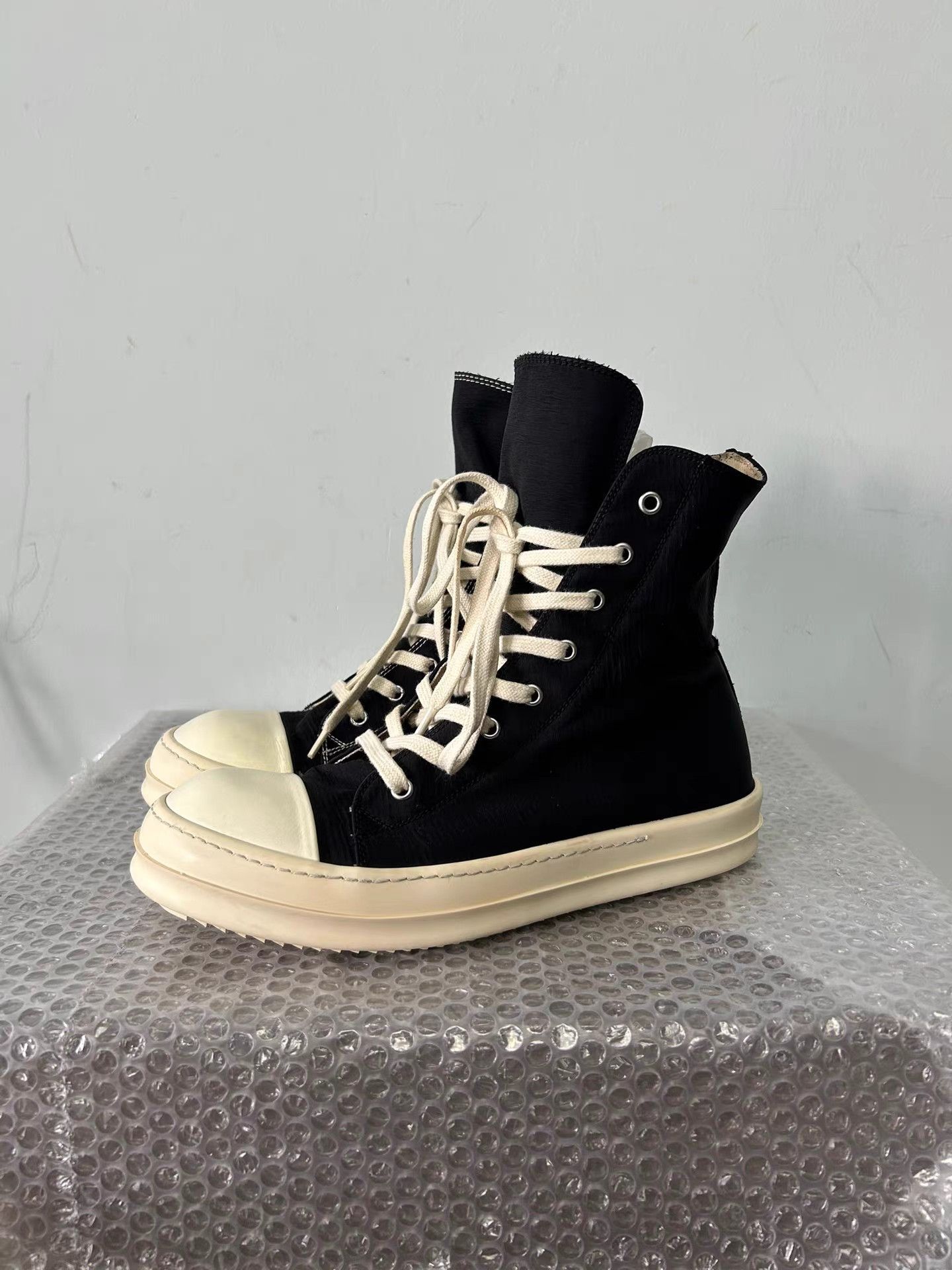 Rick Owens Rick Owens DRKSHDW Converse Style Sneakers Size US 8 / EU 41 - 1 Thumbnail