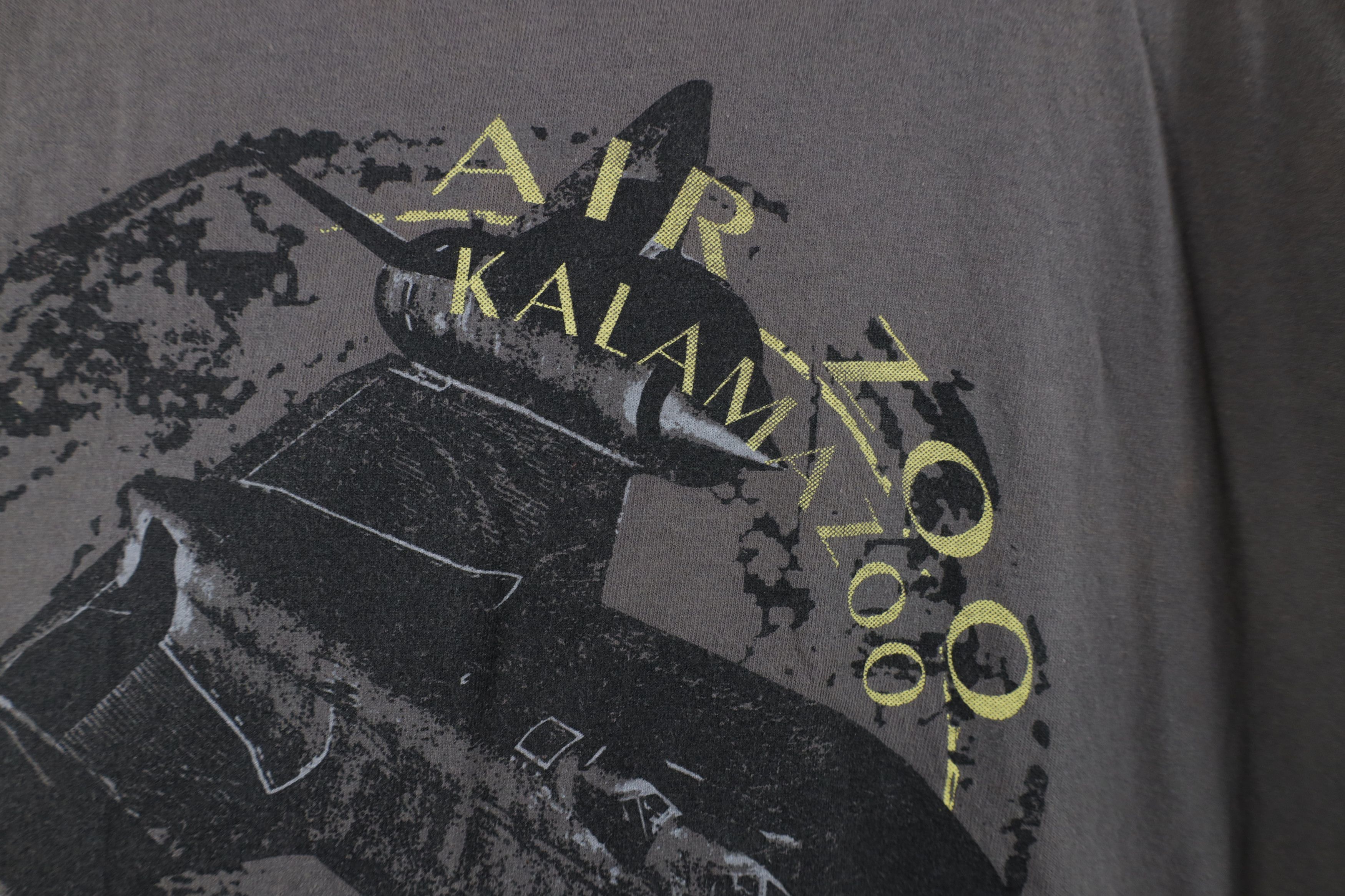 Vintage Vintage Streetwear Air Zoo Kalamazoo SR-71 Blackbird T-Shirt Size US L / EU 52-54 / 3 - 6 Thumbnail