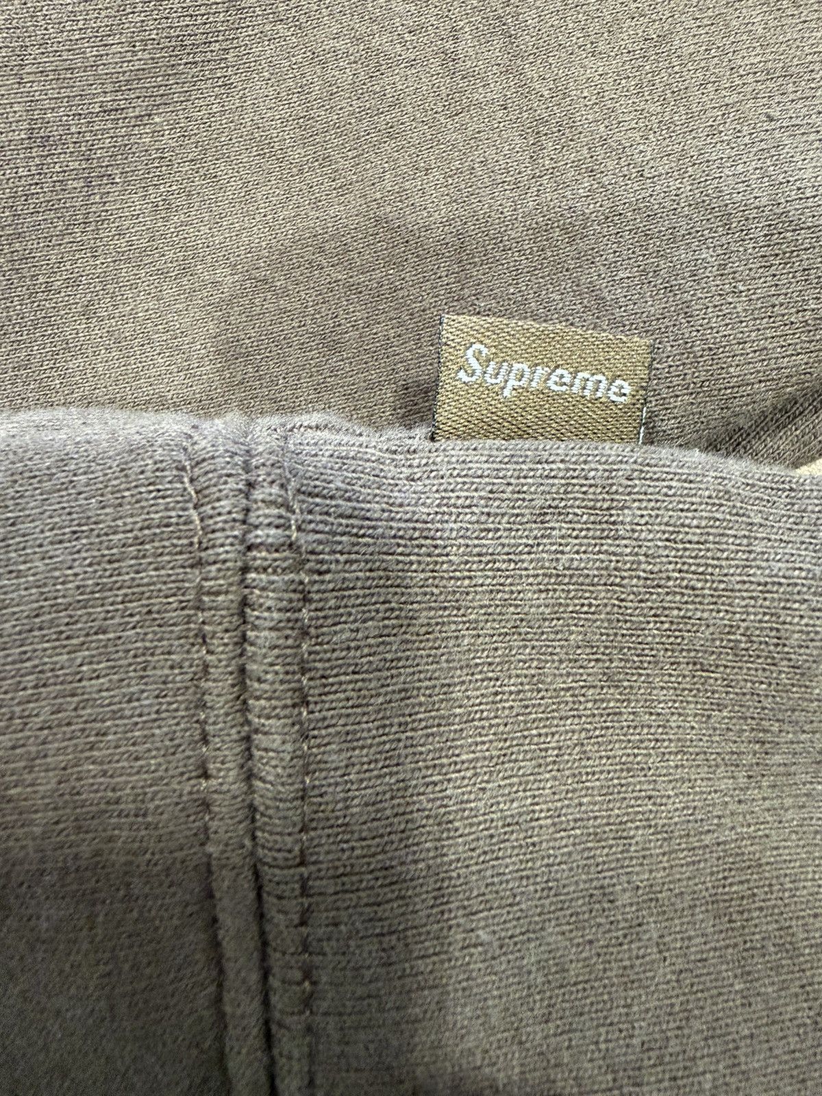 Supreme Supreme Mocha Red Box Size US M / EU 48-50 / 2 - 6 Thumbnail