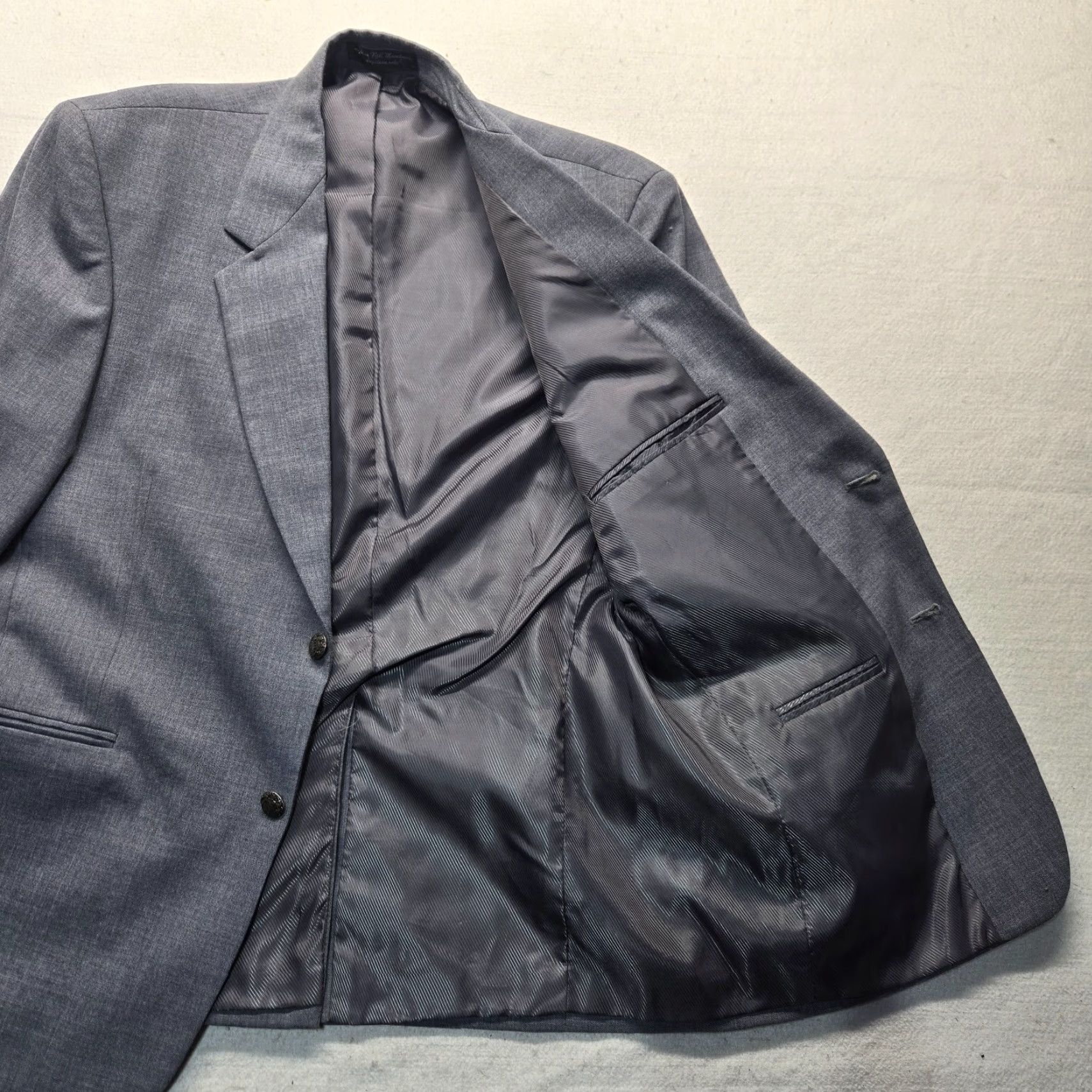 Vintage Vintage Hamrick’s Gray Suit Jacket Men’s Size 44S Two-Button Business Casual 90s Size 44R - 4 Thumbnail