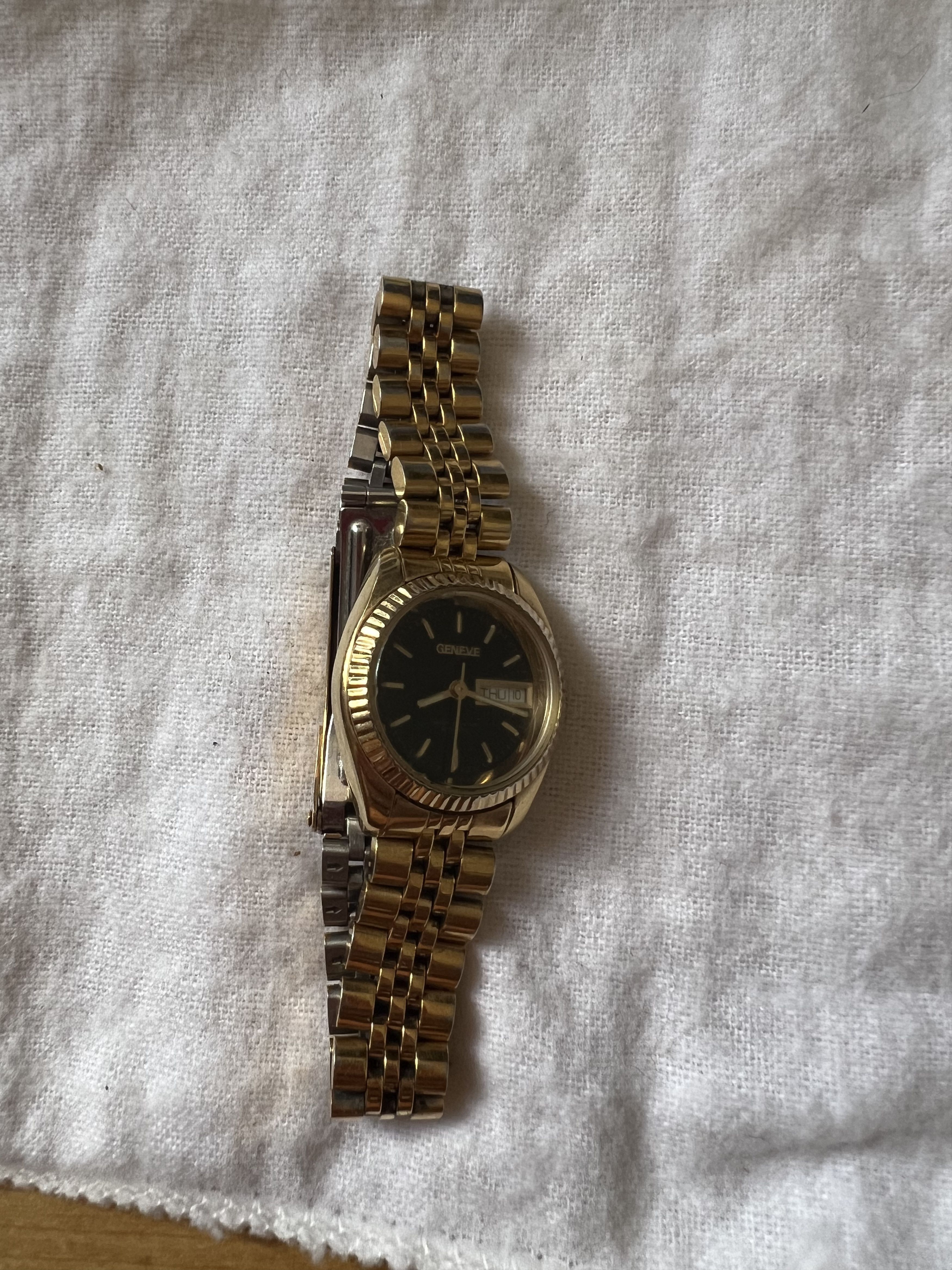 Other Geneve, Ladies gold tone watch Size ONE SIZE - 1 Thumbnail