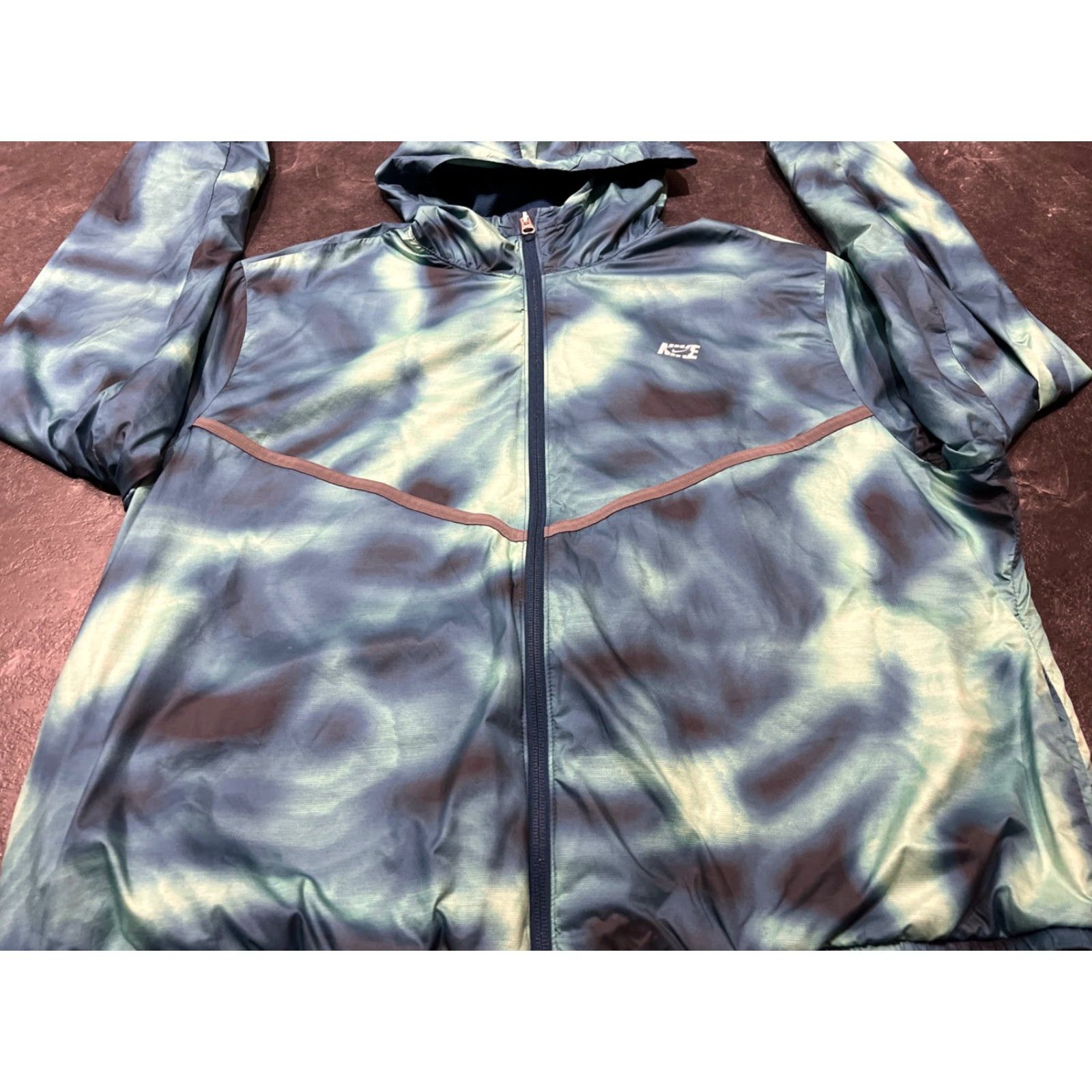 Nike Nike Women's Repel Icon Clash Woven Printed Running Jacket XL Size M / US 6-8 / IT 42-44 - 2 Thumbnail