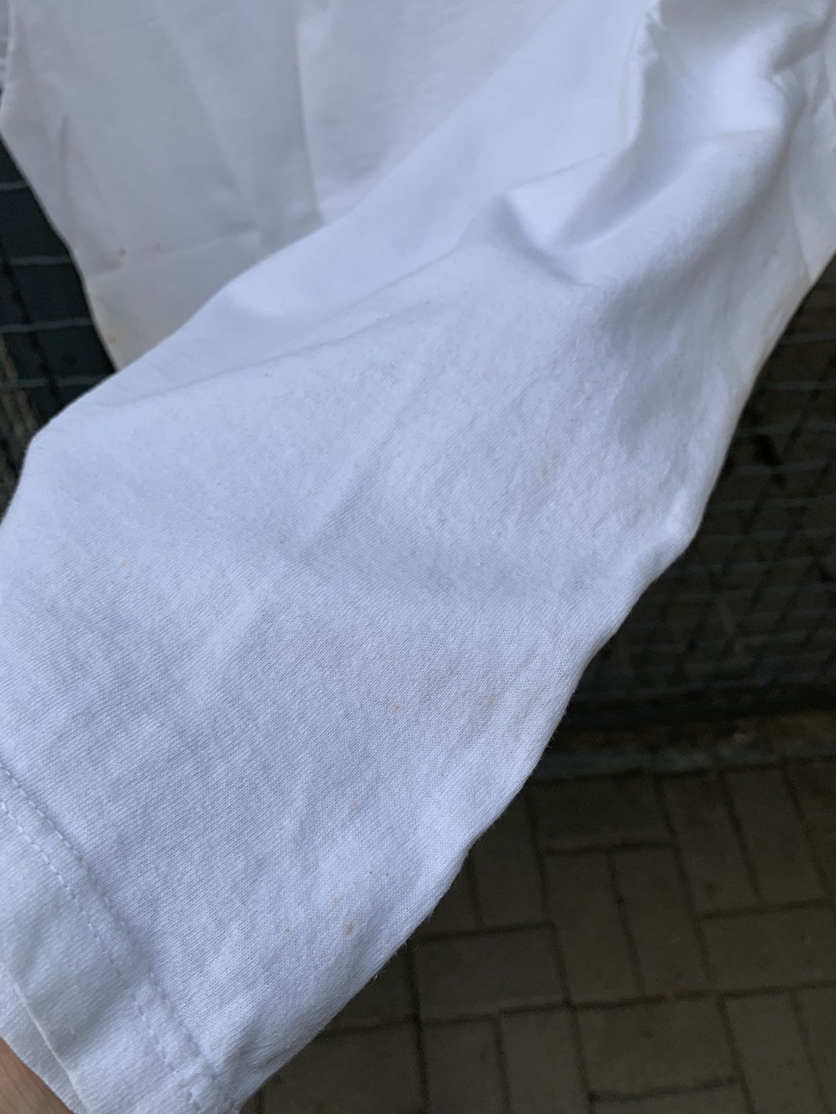 Nike × Vintage Vintage 90s Nike Thrashed Shirt Y2K Streetwear Tee Size US L / EU 52-54 / 3 - 14 Thumbnail