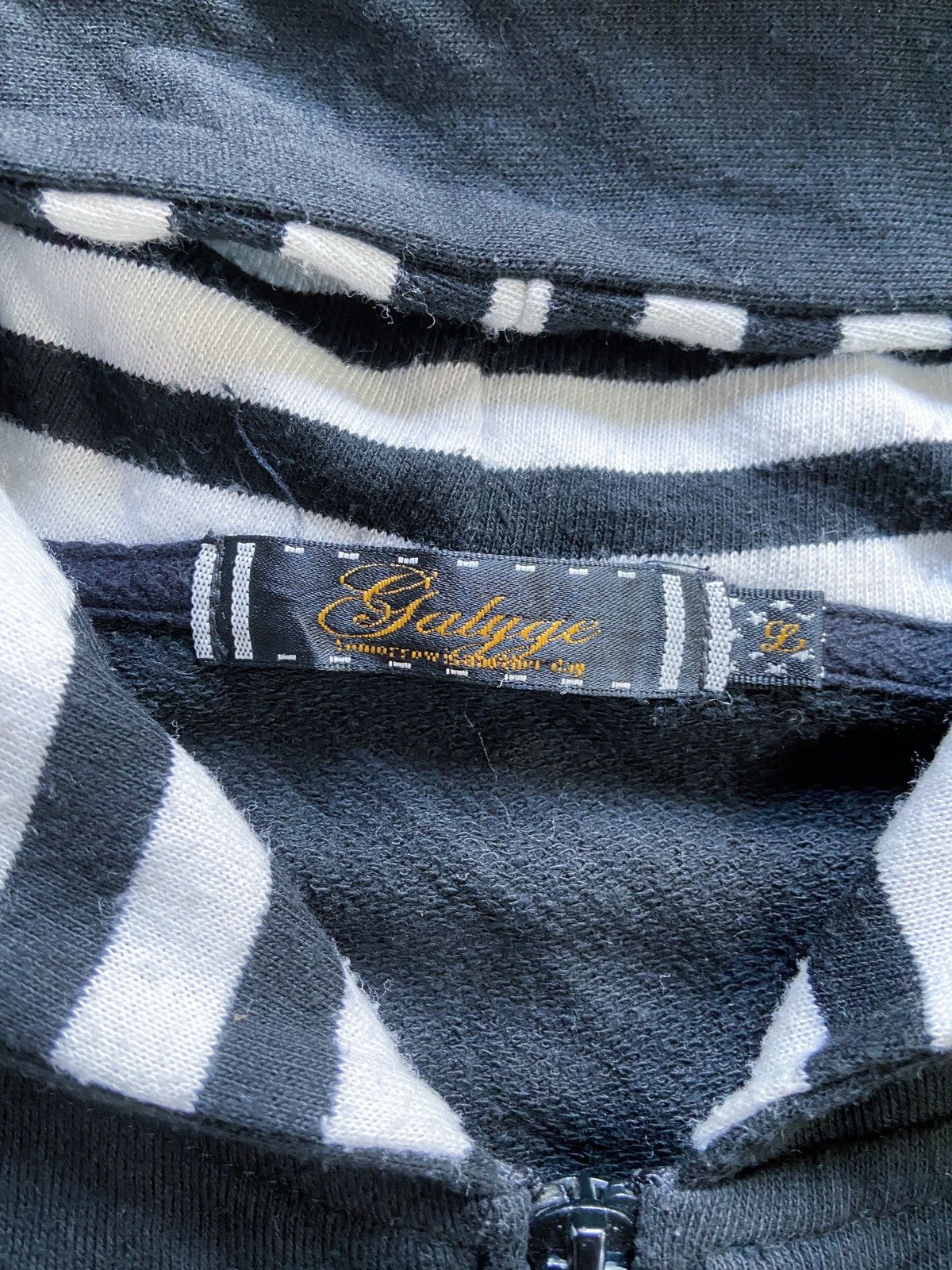 Beauty Beast PRIMLY AFFECTED NOVEL ZIP HOODIE Size US M / EU 48-50 / 2 - 9 Thumbnail
