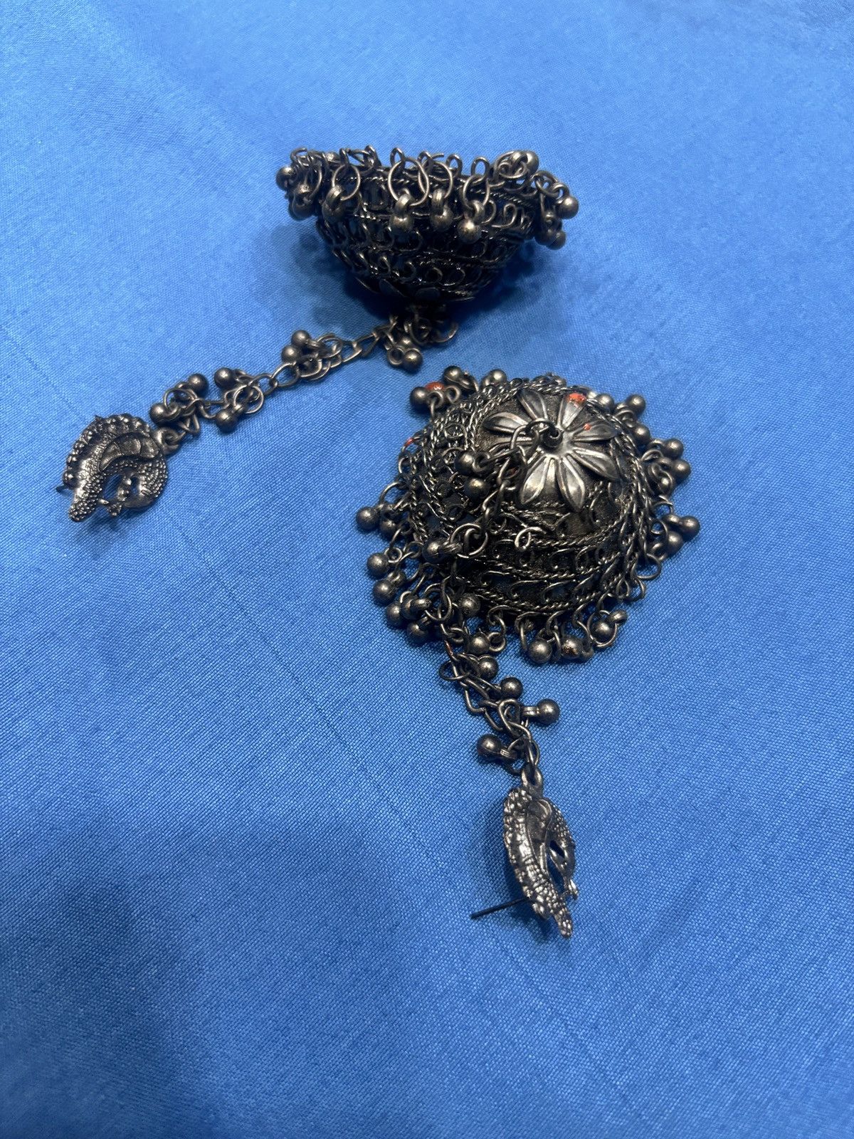 Other Silver earrings heavy in looks light in weight Size ONE SIZE - 2 Thumbnail