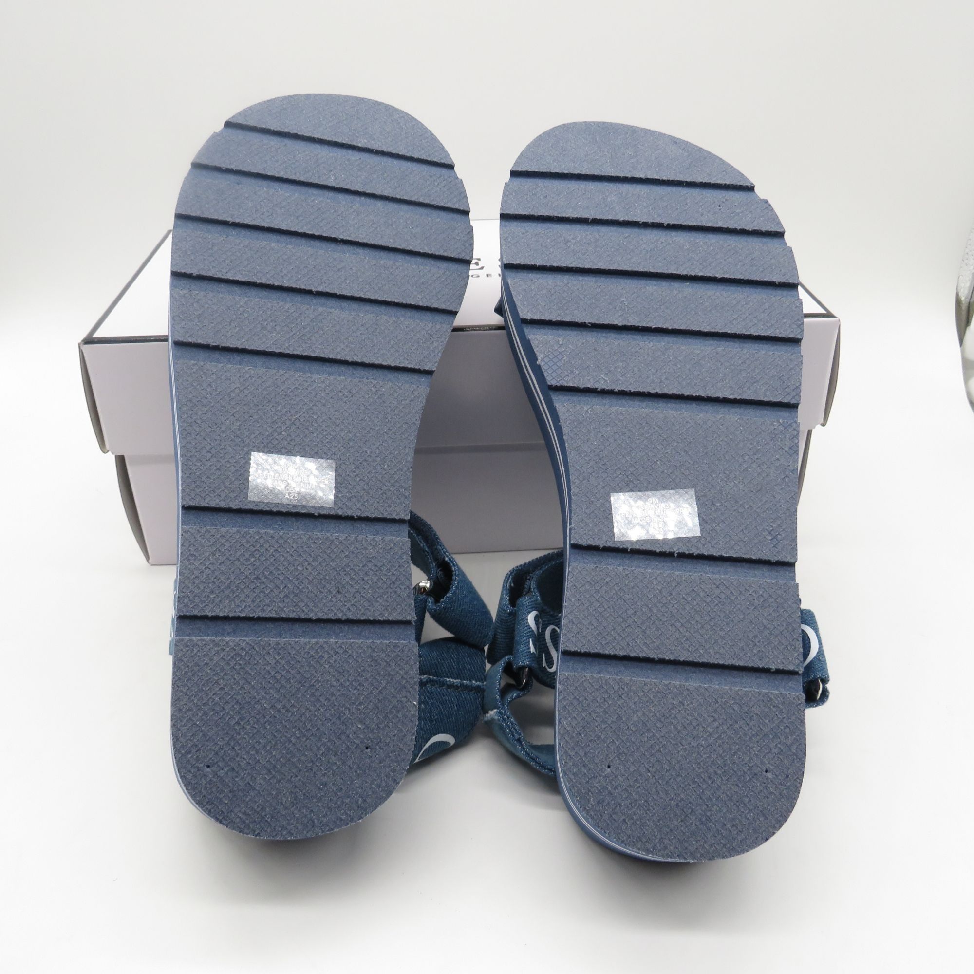 Guess Guess Womens Platform Sandals Medium Blue Fabric Size 9M Adj Size US 9 / IT 39 - 7 Thumbnail