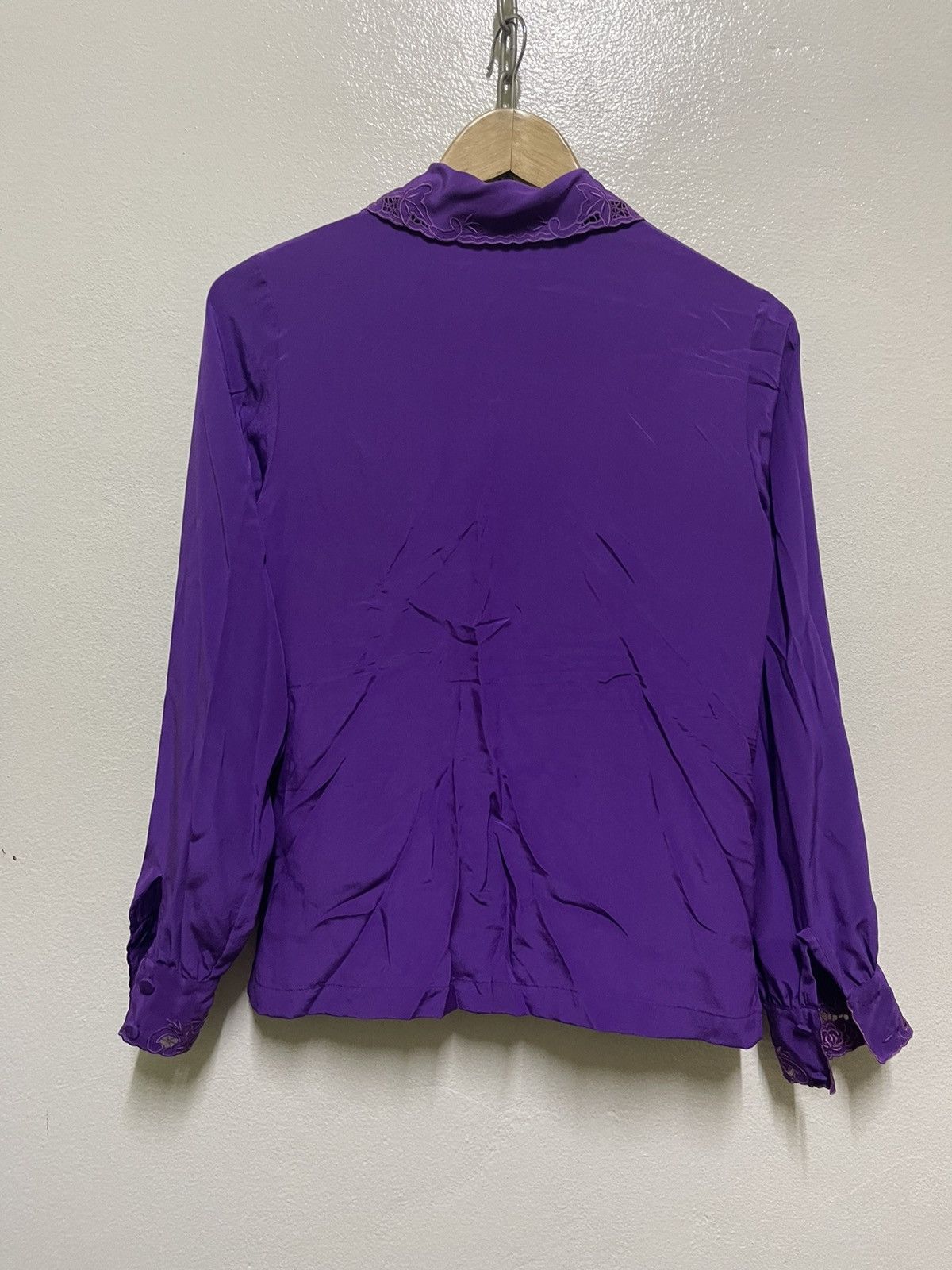 Comme des Garcons Comme des Garcon Hand Embroidered Silk Shirt Size S / US 4 / IT 40 - 10 Thumbnail