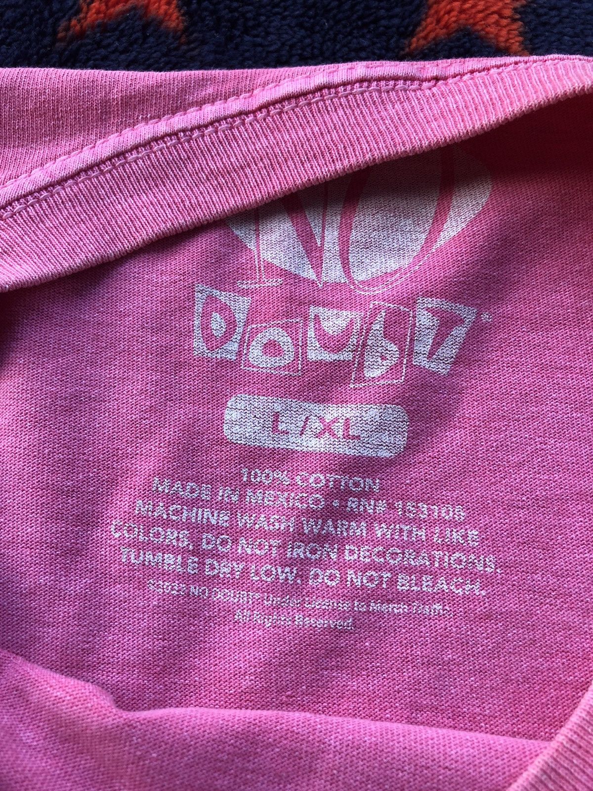 Band Tees Vintage No Doubt Pink Shirt Tee Size US XL / EU 56 / 4 - 13 Thumbnail