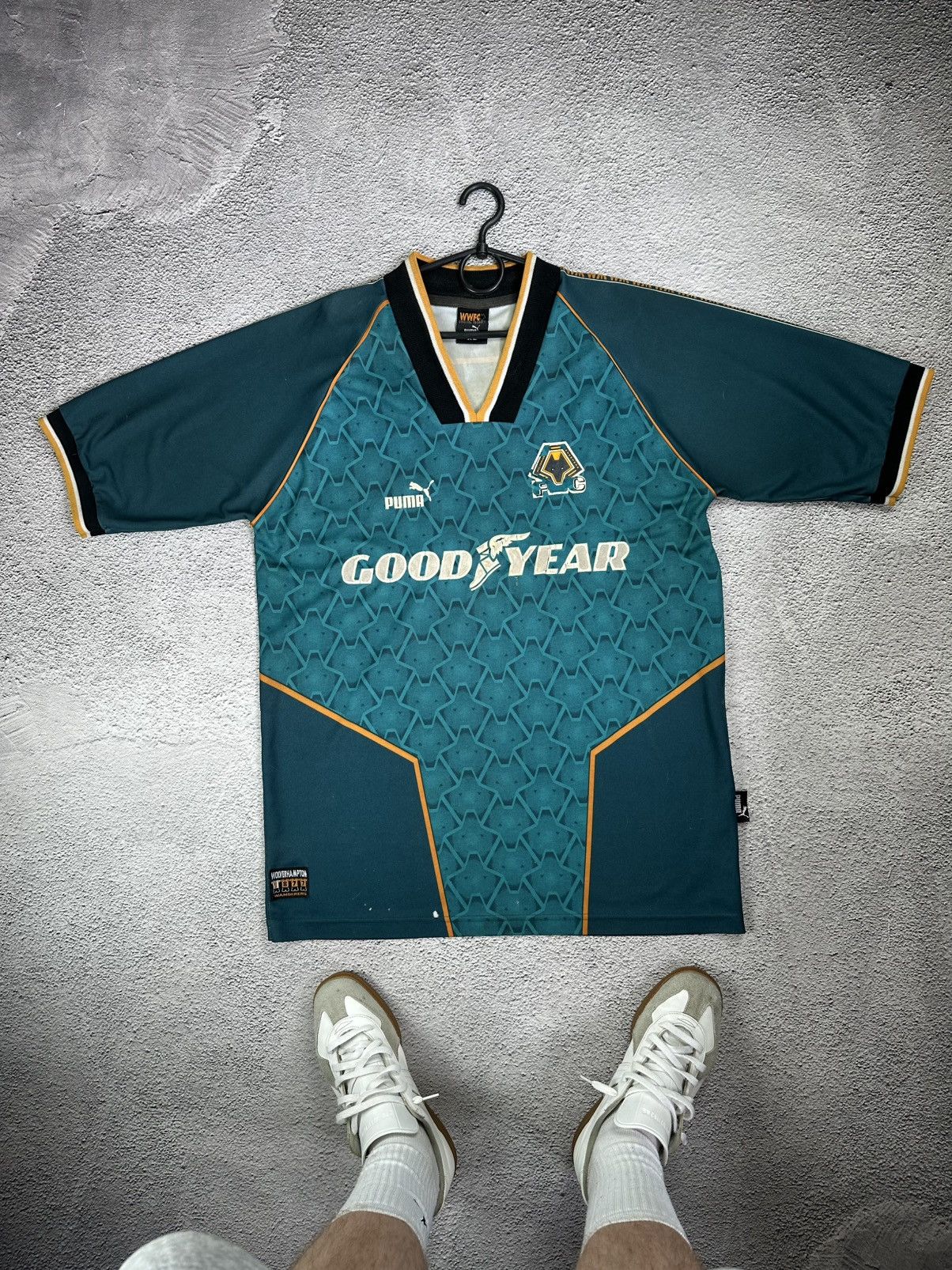Puma Vintage Puma Wolves ‘Goodyear’ Away 1993‑1995 Soccer Jersey Size US XL / EU 56 / 4 - 6 Thumbnail