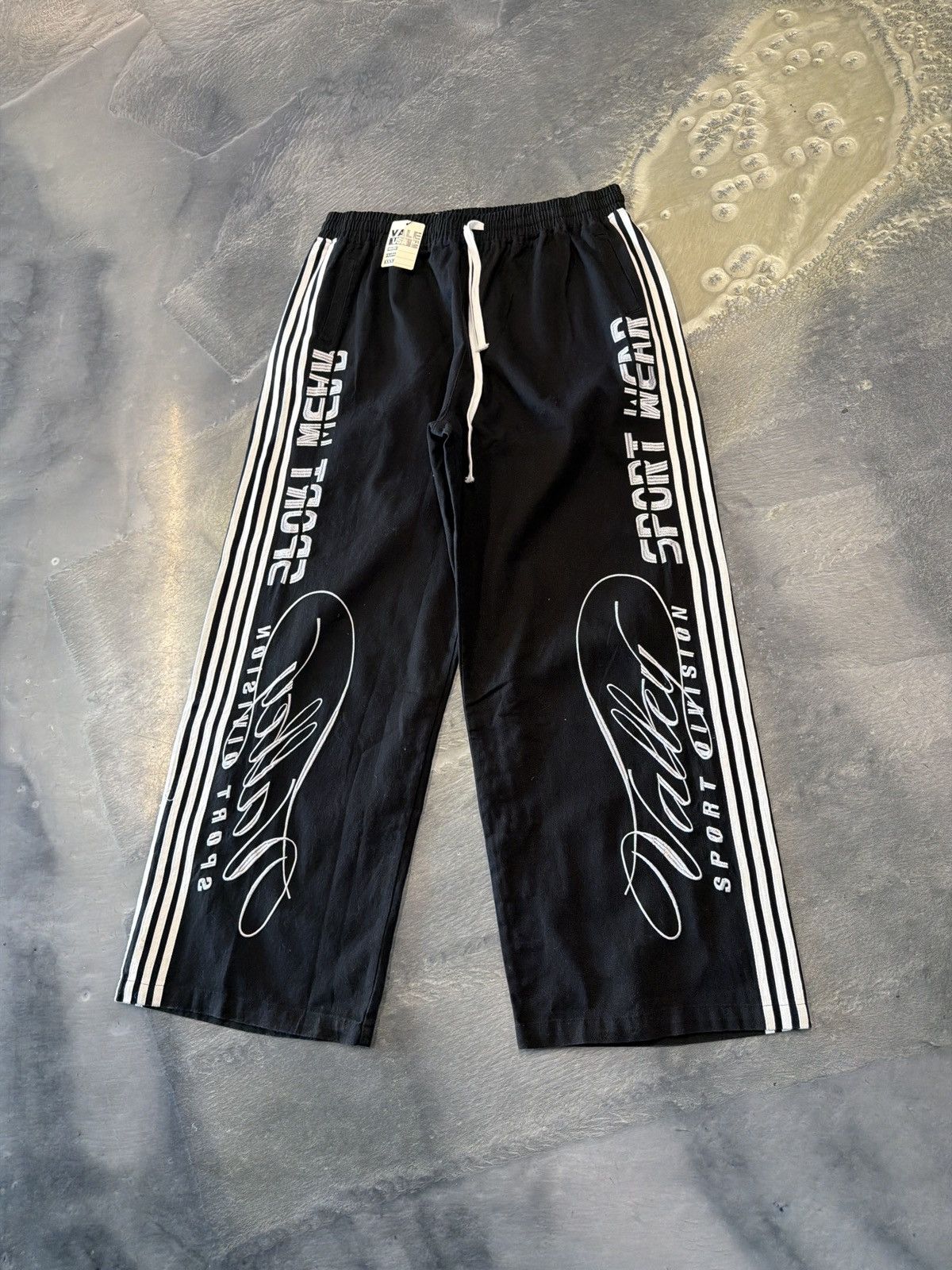 Vale Vale Forever Cursive Track Pants Black Size US 36 / EU 52 - 1 Thumbnail