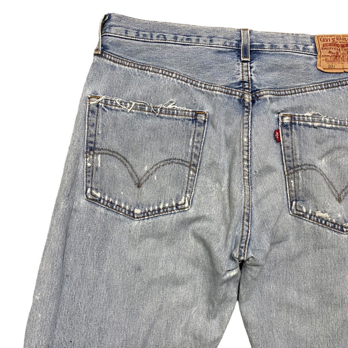Levi's Vintage Levis 501 Thrashed Jeans Size US 34 / EU 50 - 13 Thumbnail