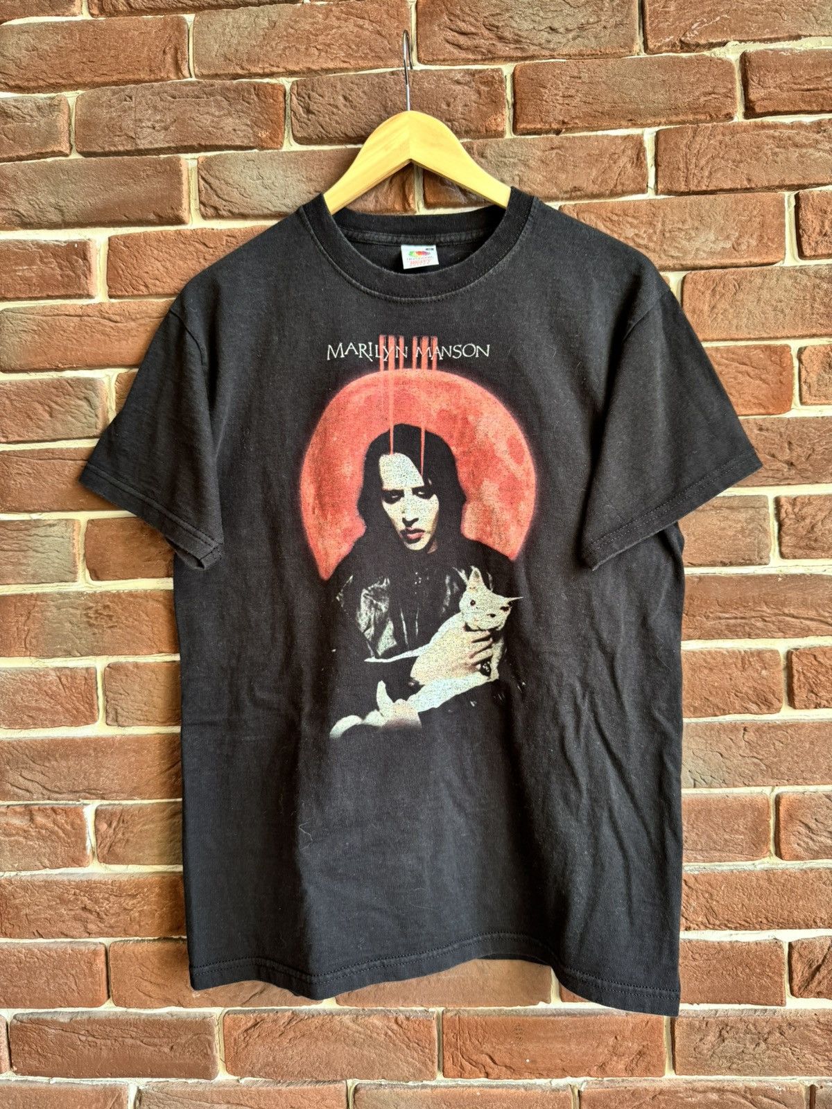Band Tees Rare Vintage 00s Marilyn Manson Cat Tour Metal Band Tee M Size US M / EU 48-50 / 2 - 1 Thumbnail