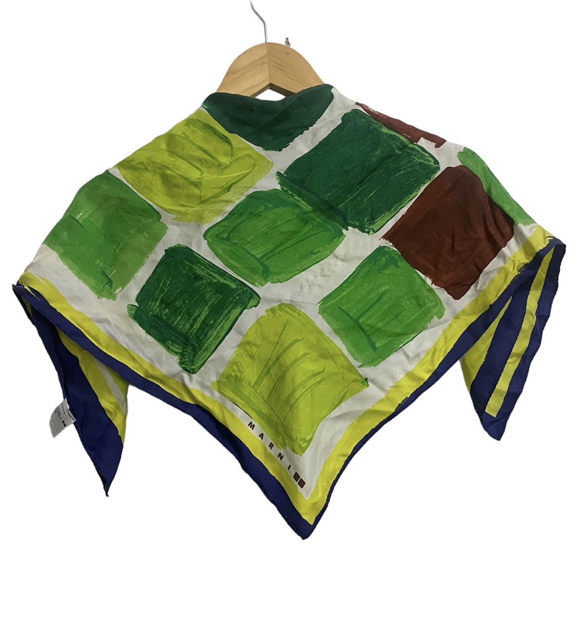 Marni × Uniqlo 🔥Rare🔥Uniqlo Marni Silk Furoshiki Womens Scarf 53 Green Size ONE SIZE - 1 Thumbnail