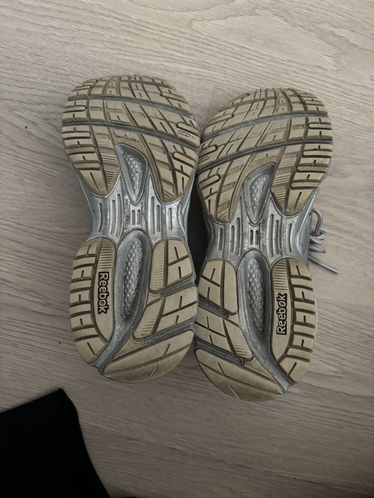 Vetements Vetements x reebok Size US 7.5 / EU 40-41 - 3 Thumbnail