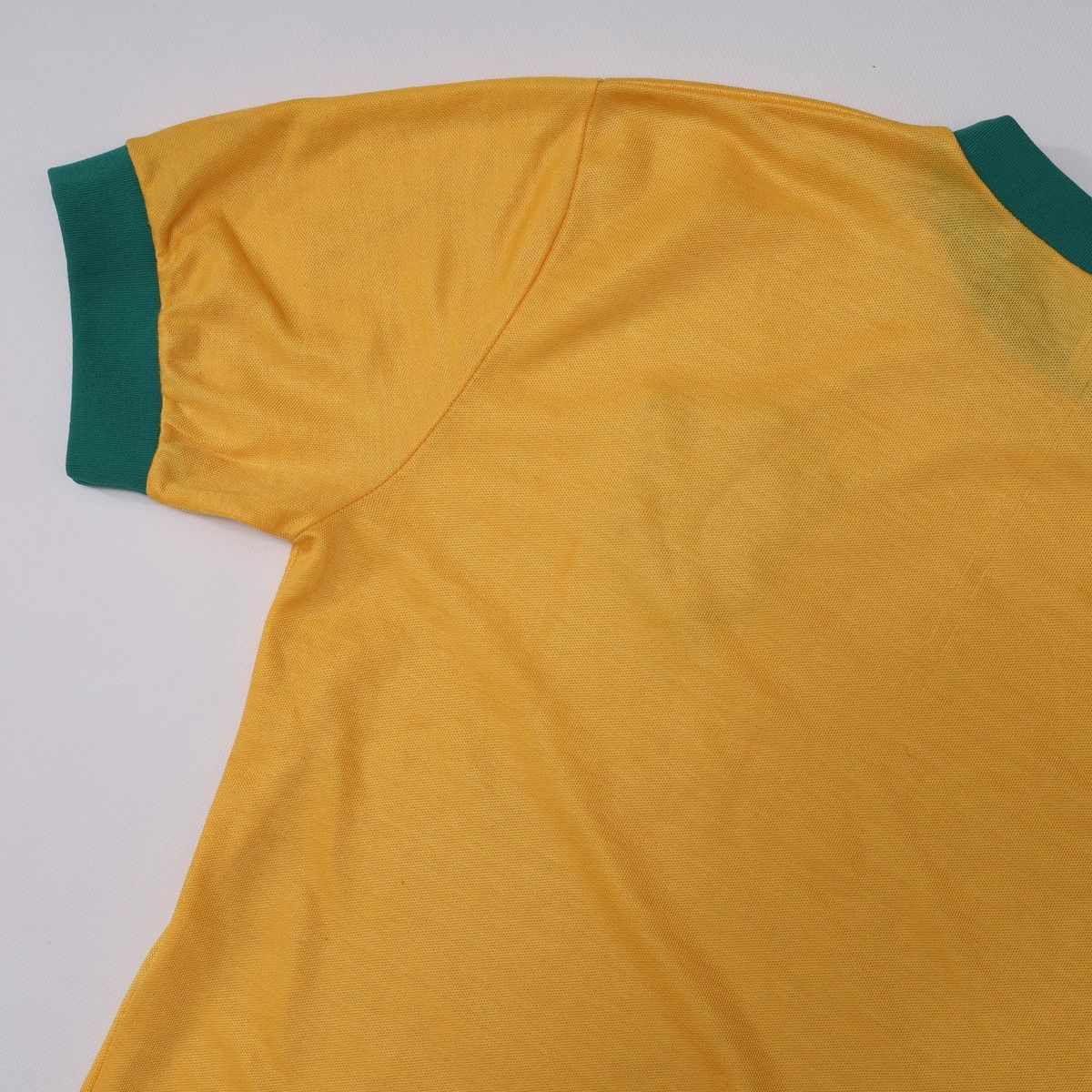 Other Trophae Brasil Vintage Soccer Football Jersey Shirt Brazil Size US L / EU 52-54 / 3 - 14 Thumbnail