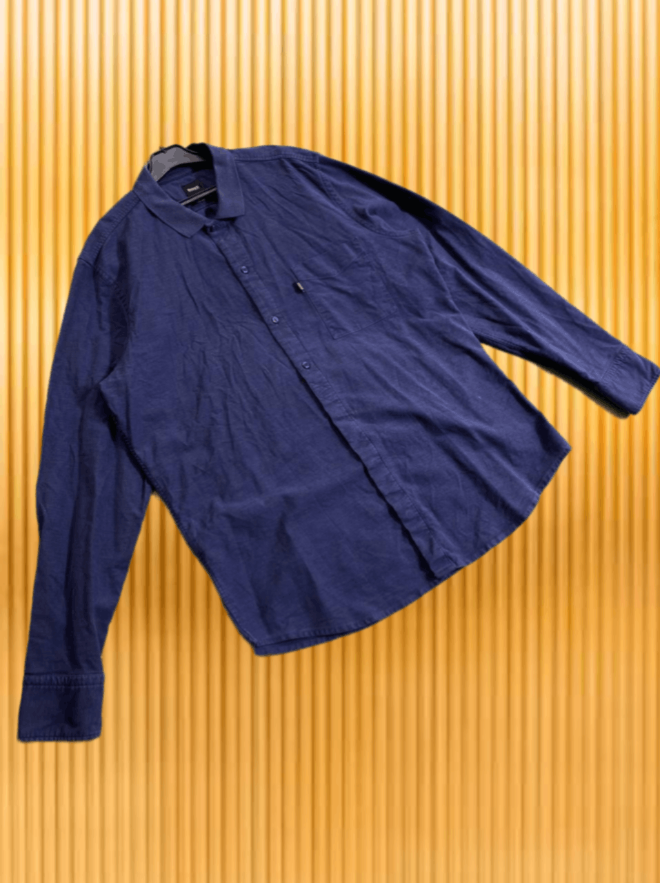 Hugo Boss Vintage Hugo Boss Button Up Shirt streetwear Size US L / EU 52-54 / 3 - 1 Thumbnail