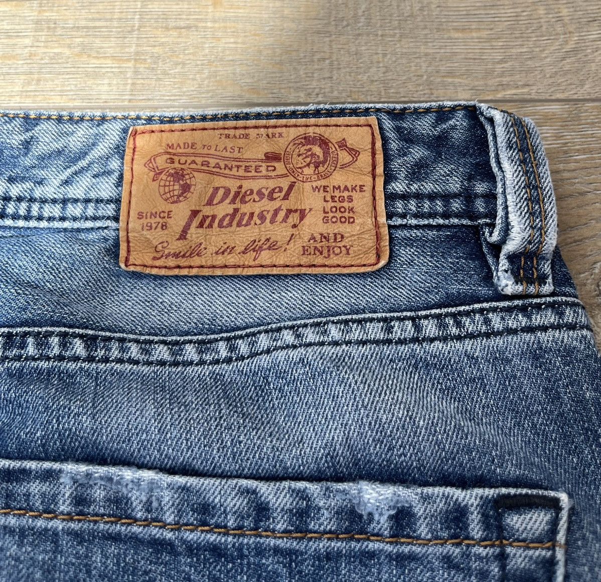 Diesel VINTAGE DIESEL IF SIX WAS NINE STYLE BAGGY JEANS 90S Size US 34 / EU 50 - 6 Thumbnail