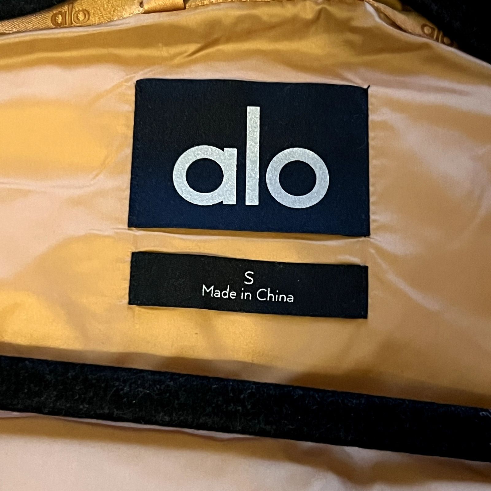 Alo Alo Yoga Gold Rush Puffer Vest Toffee Size S Size S / US 4 / IT 40 - 6 Thumbnail