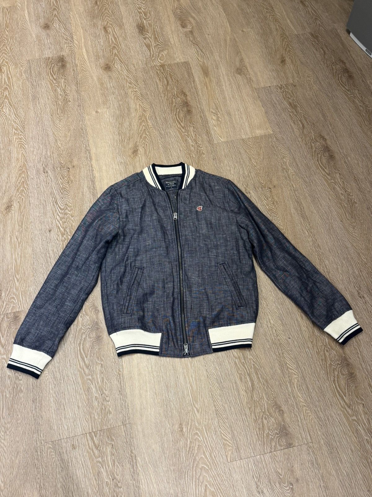 Abercrombie & Fitch Abercrombie men’s bomber lightweight Size US M / EU 48-50 / 2 - 1 Thumbnail