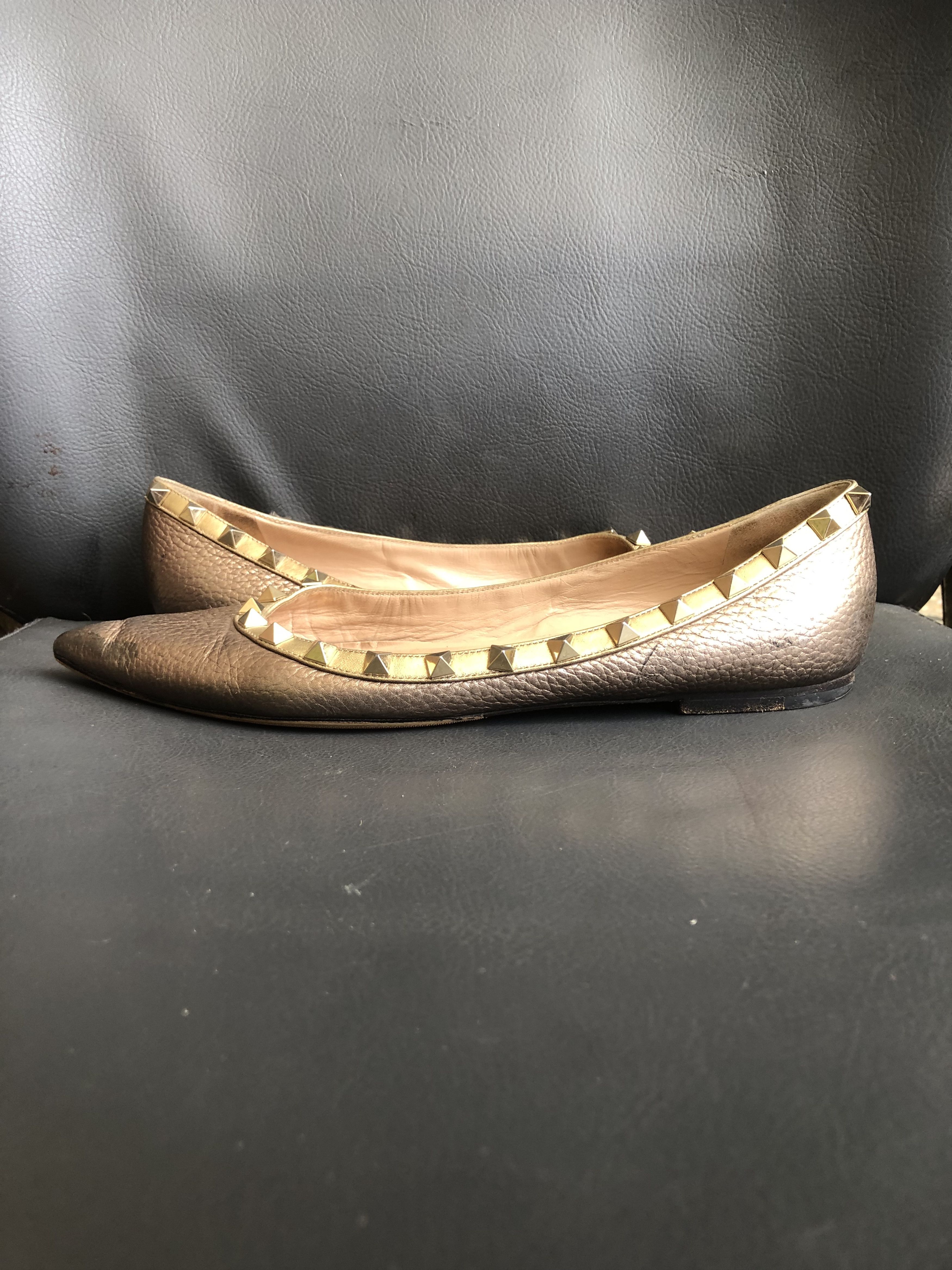 Giovanni Valentino Valentino Garavani Gray Women’s Rockstudded Flats Size 38 Size US 8 / IT 38 - 9 Thumbnail