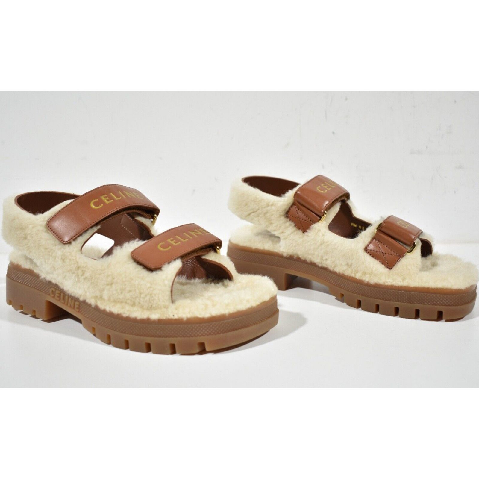 Celine Celine Leo Scratch Sandal Shearling Fur Tan Leather Logo Size US 7 / IT 37 - 4 Thumbnail