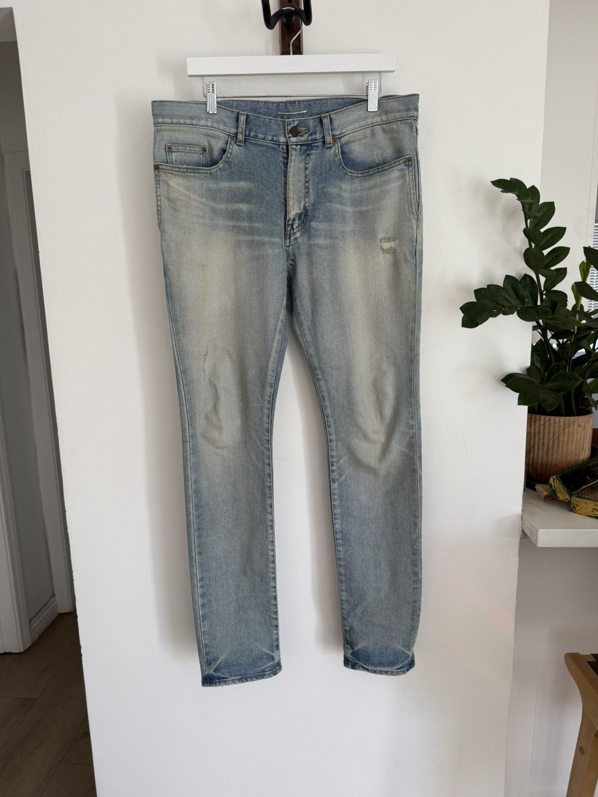 Saint Laurent Paris 2021 Lightwash D02 Denim Size US 33 - 1 Thumbnail