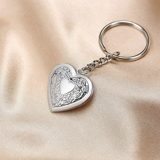 Other Heart Charm Image Insert Locket Keychain Size ONE SIZE - 1 Thumbnail