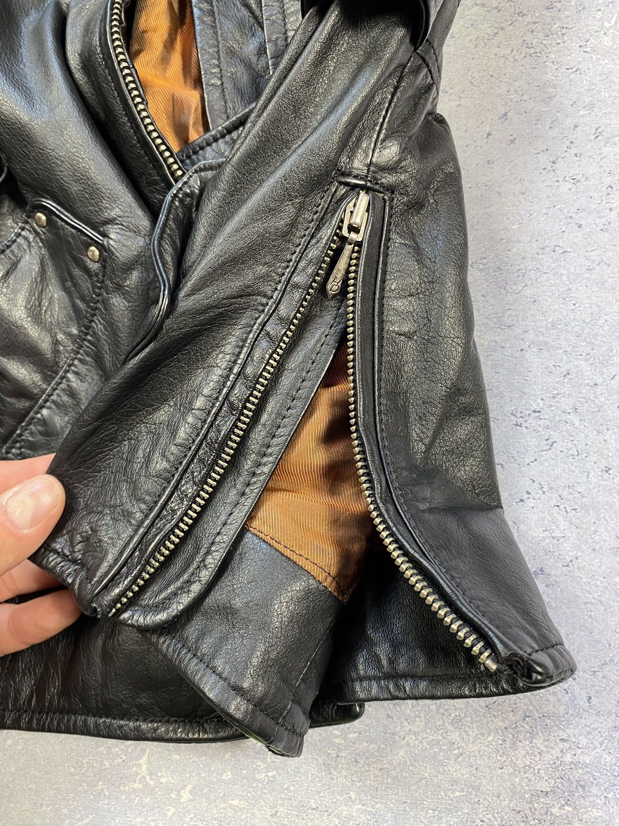 Harley Davidson × Vintage Vintage Harley Davidson Leather Jacket Size XS Size XS / US 0-2 / IT 36-38 - 15 Thumbnail