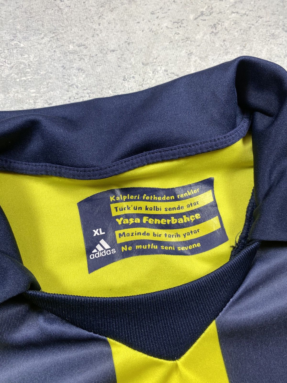 Adidas Vintage football jersey Fenerbahce 2008/09 Adidas Avea Size US XL / EU 56 / 4 - 11 Thumbnail