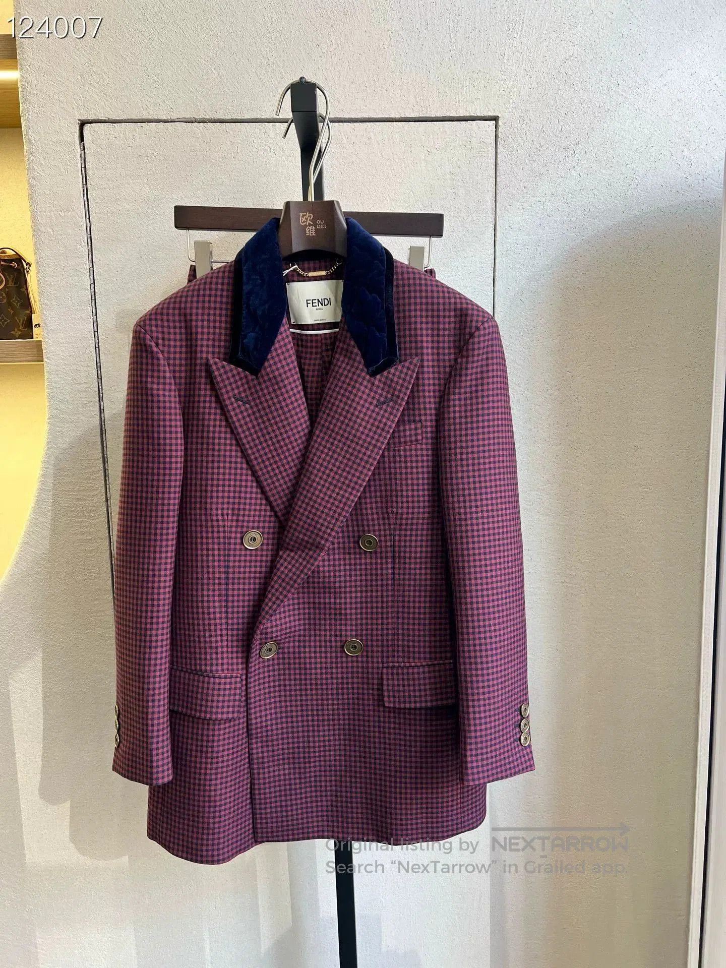 Fendi Fendi Houndstooth Blazer & Shorts Set. Size XS / US 0-2 / IT 36-38 - 1 Thumbnail