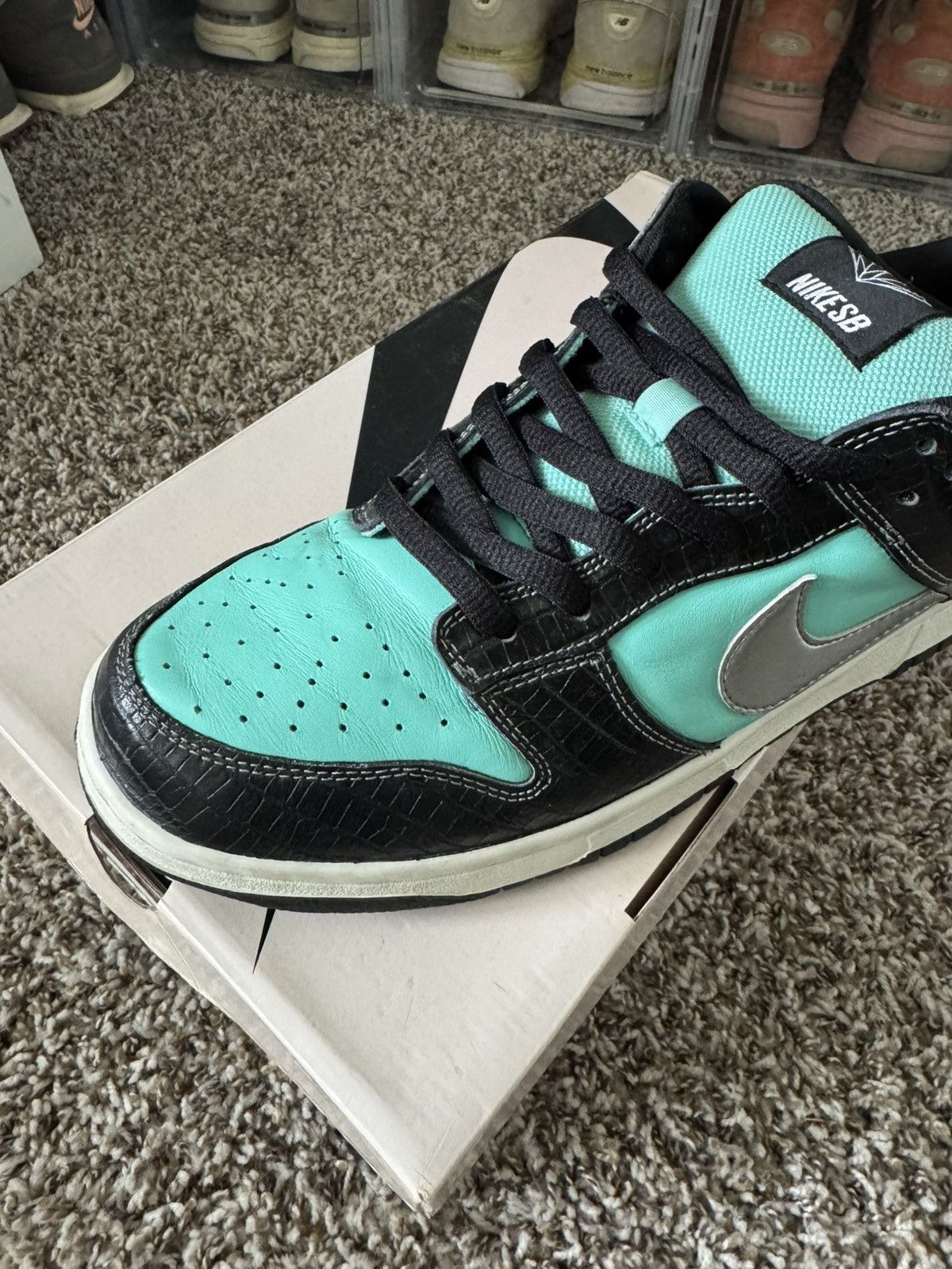 Nike SB Nike SB Dunk Low Pro x Diamond Supply Co. Tiffany Size 12 Size US 12 / EU 45 - 11 Thumbnail