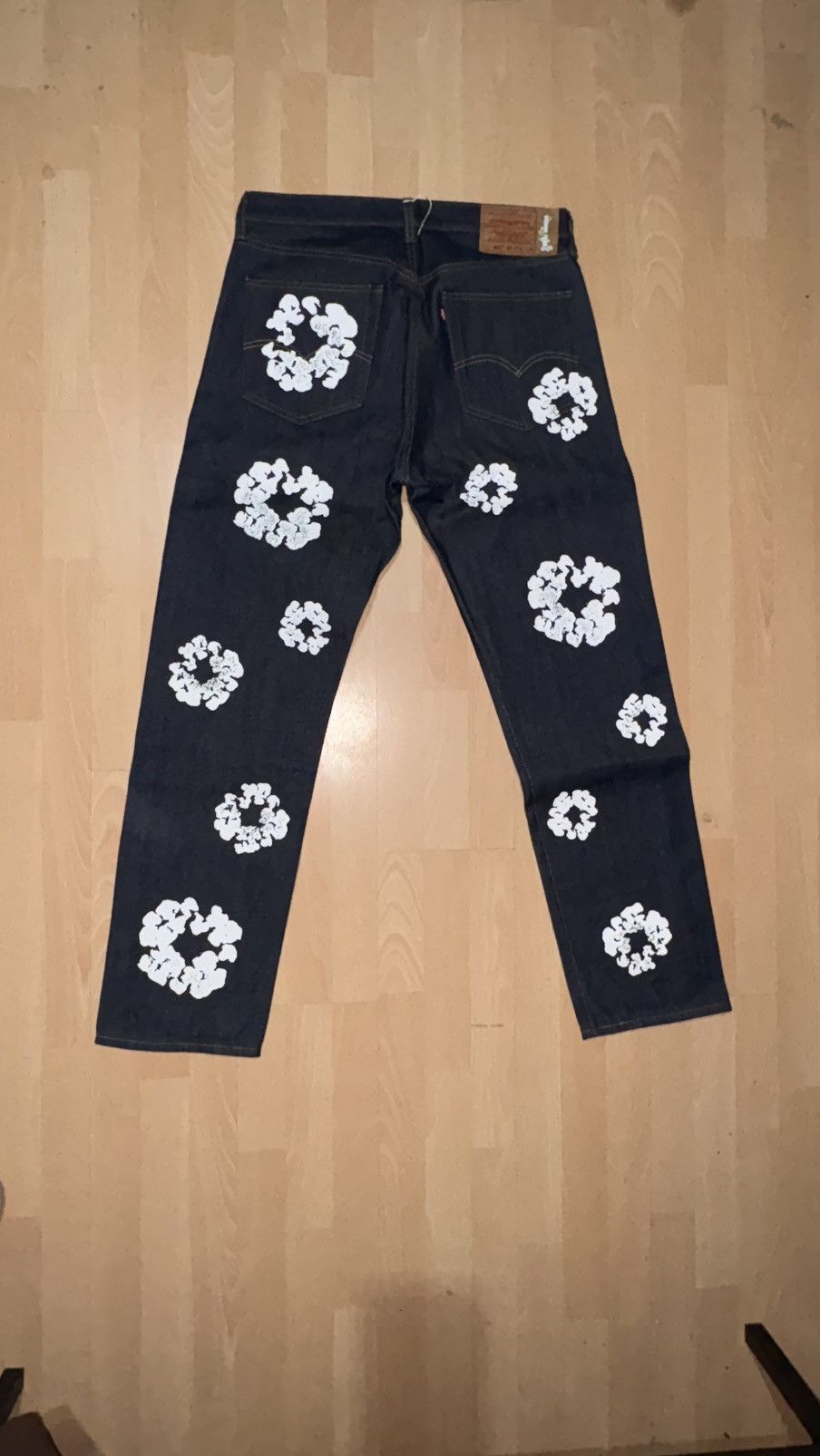 DENIM TEARS × Levi's Denim Tears x Levi's Cotton Wreath Jeans 'Indigo Size US 36 / EU 52 - 2 Thumbnail