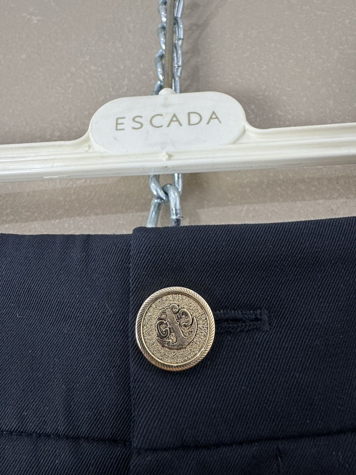 Gucci GUCCI by TOM FORD Skirt Mini Pencil Solid gold buttons Size 26" / US 2 / IT 38 - 4 Thumbnail