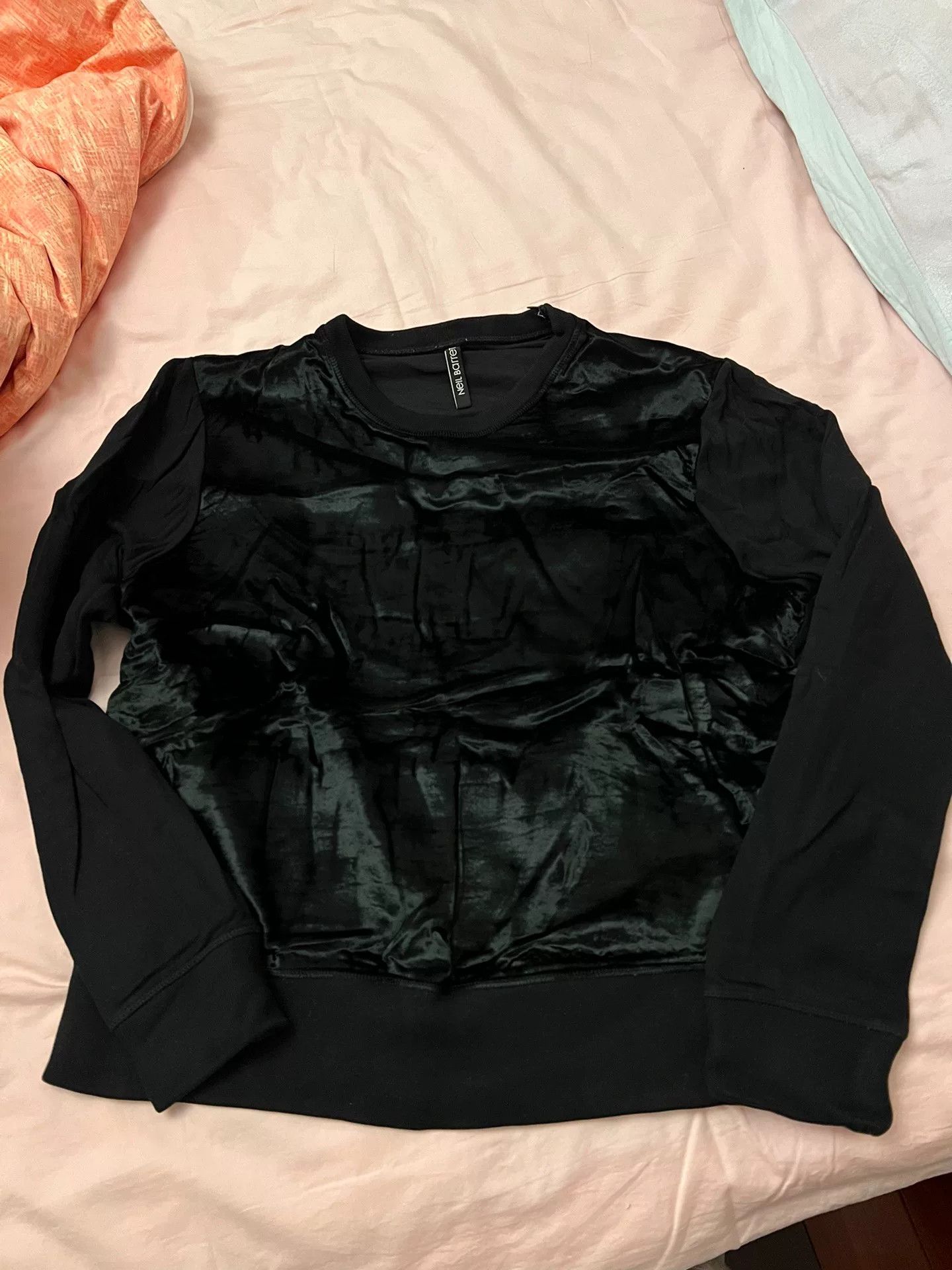 Neil Barrett neil barrett black velvet sweatshirt Size US M / EU 48-50 / 2 - 1 Thumbnail