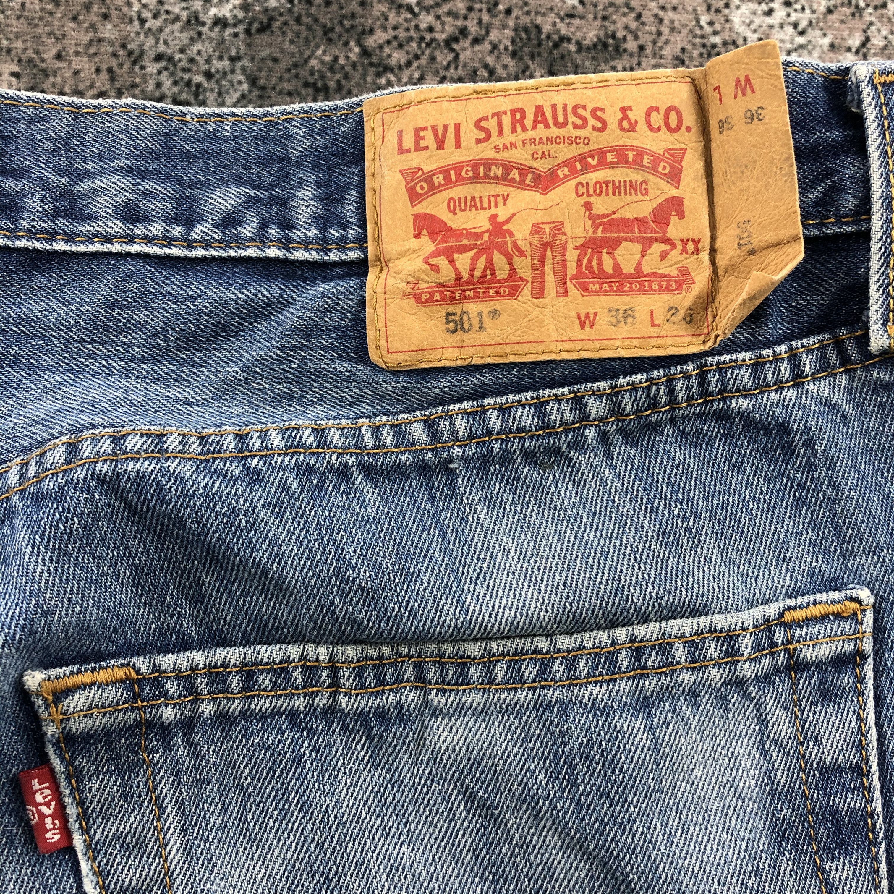 Levi's Vintage Levi's 501 Jeans Dirty Faded Blue Distressed KJ656 Size US 36 / EU 52 - 5 Thumbnail