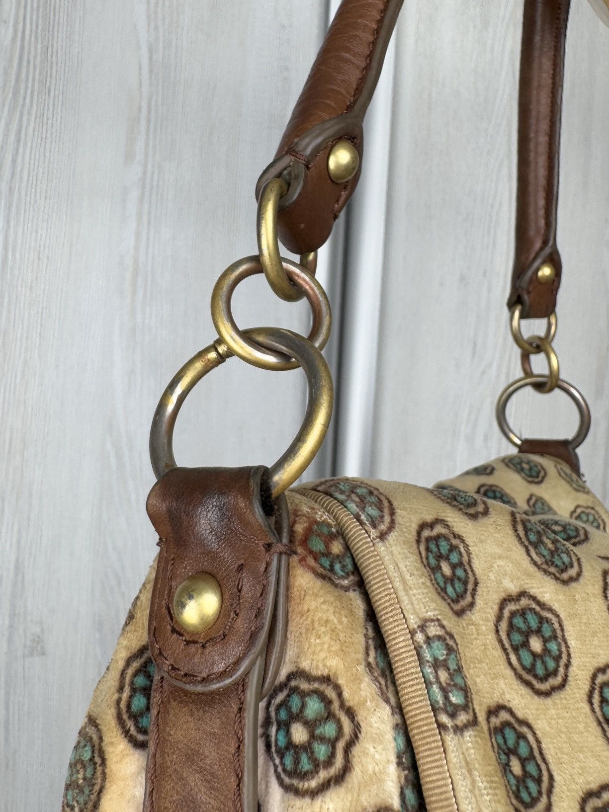 Juicy Couture Y2K JUICY COUTURE VELOUR LEATHER FLORAL RARE Shoulder bag Size ONE SIZE - 9 Thumbnail