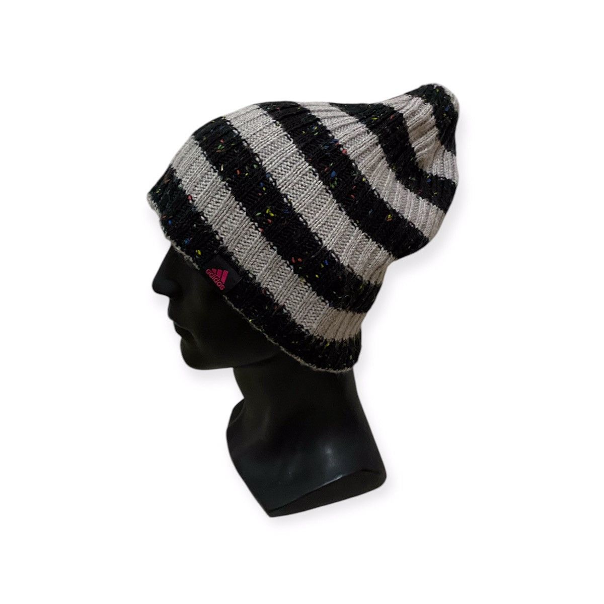 Adidas × Vintage Vintage Adidas Stripe Design Beanie Hat Size ONE SIZE - 1 Thumbnail