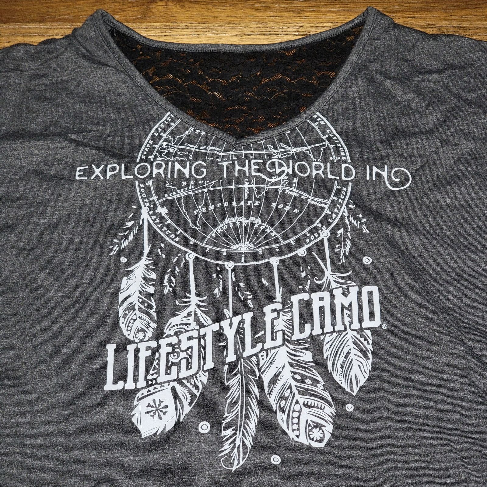 Other MoonShine Camo LS V-Neck Tee w/ Back Lace - XXL NWT Size XXL / US 16-18 / IT 52-54 - 2 Thumbnail