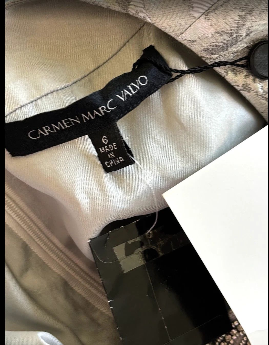Other Carmen Marc Valvo Silver Cocktail Dress - NWT SZ 6 Size M / US 6-8 / IT 42-44 - 5 Thumbnail