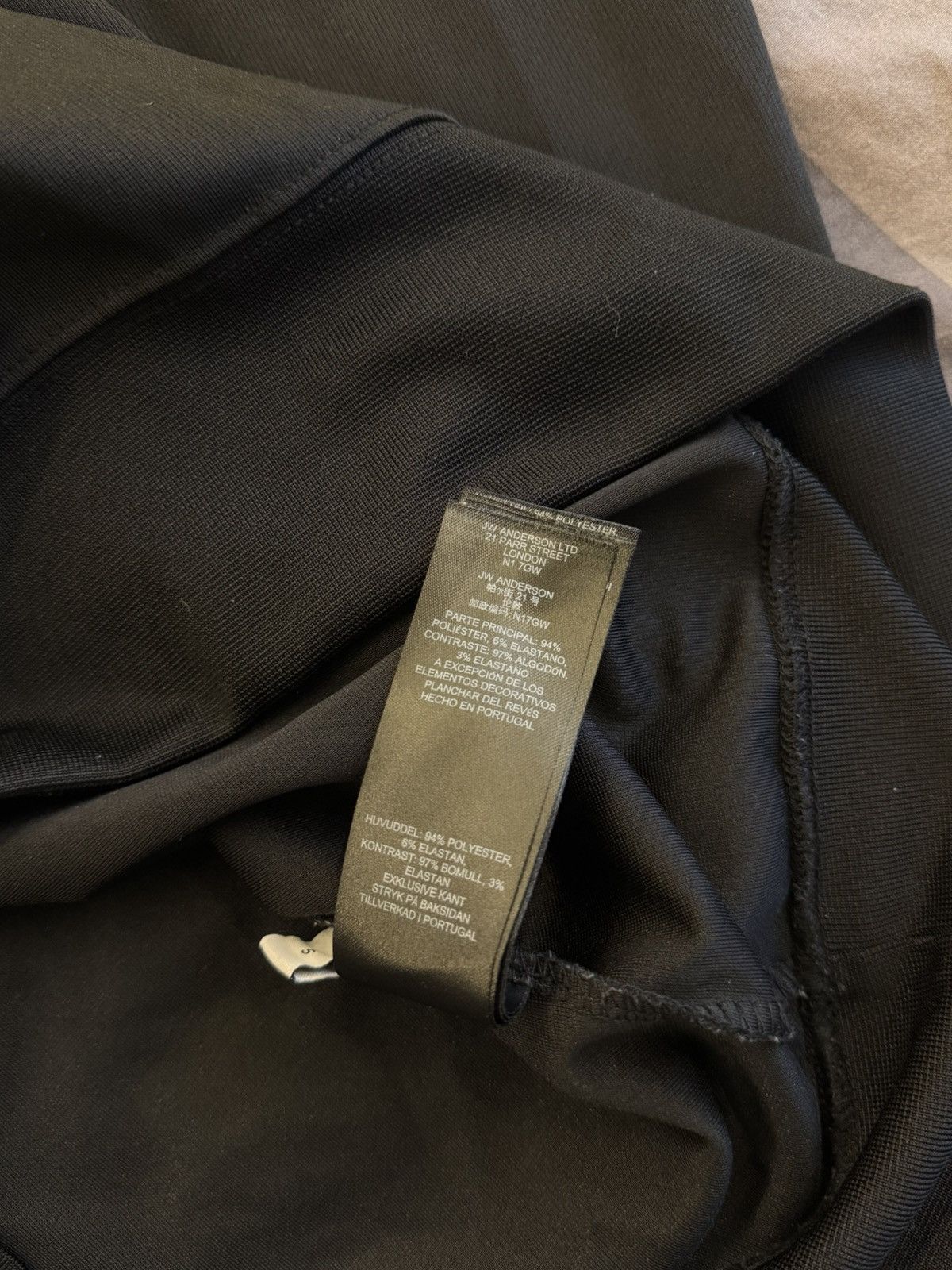 JW Anderson JW Anderson black sport quarter zip with O pull tab Size US S / EU 44-46 / 1 - 6 Thumbnail
