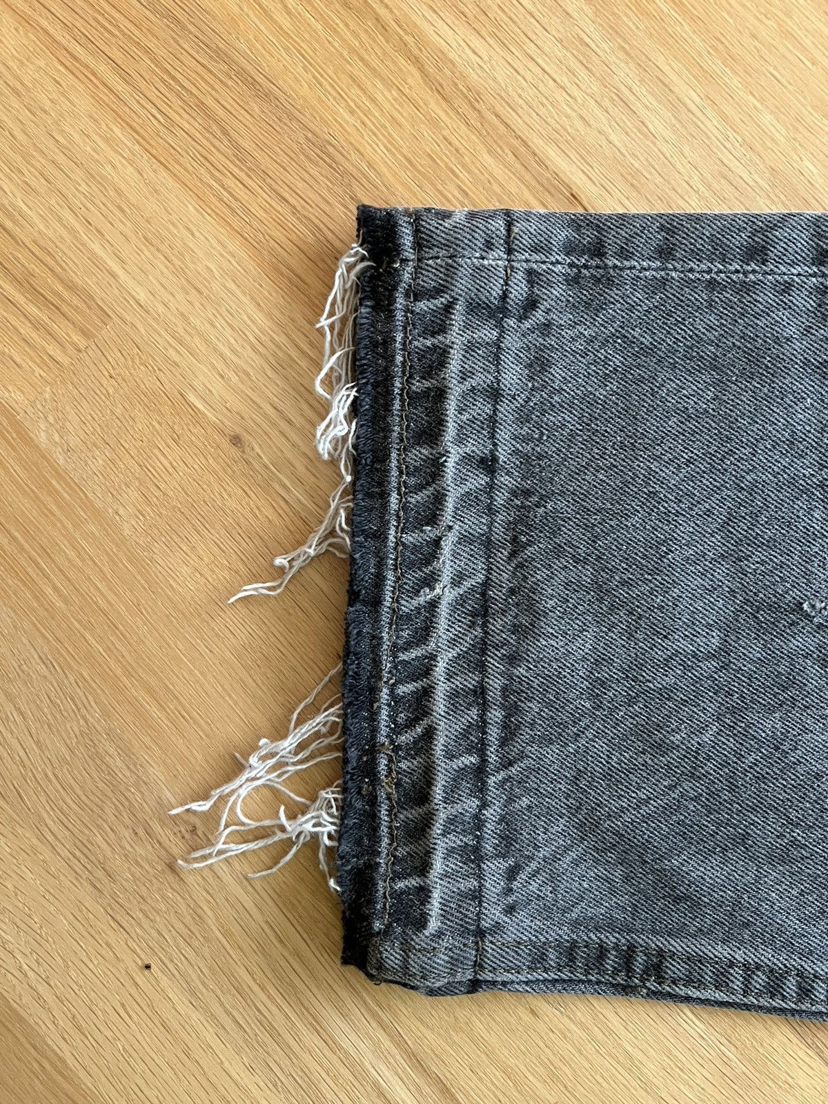 Levi's × Levi's Vintage Clothing × Vintage Vintage 1990's 501 Faded Released Hem Denim Size US 33 - 3 Thumbnail