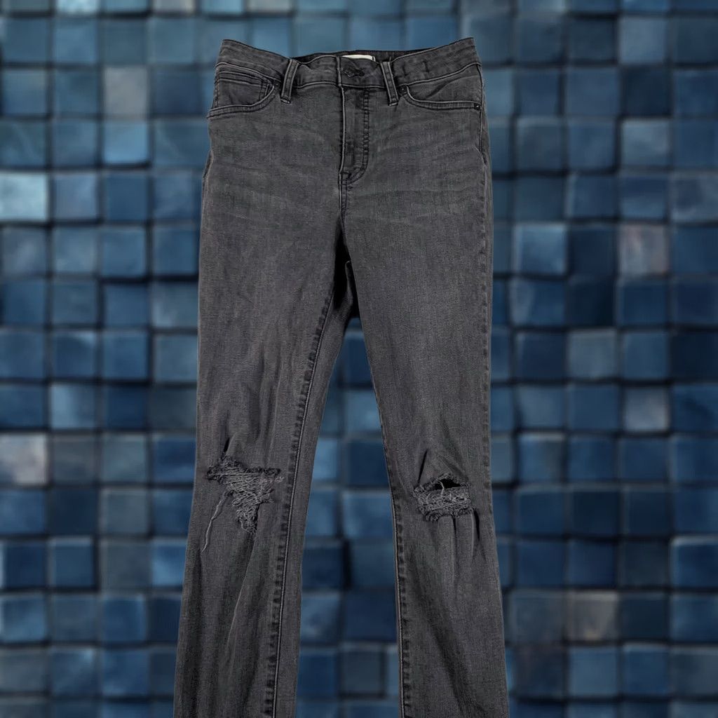 Madewell VINTAGE Madewell Jeans Womens 26 Gray Curvy High Rise Skinny Distressed Raw Hem Denim Size 26" / US 2 / IT 38 - 1 Thumbnail