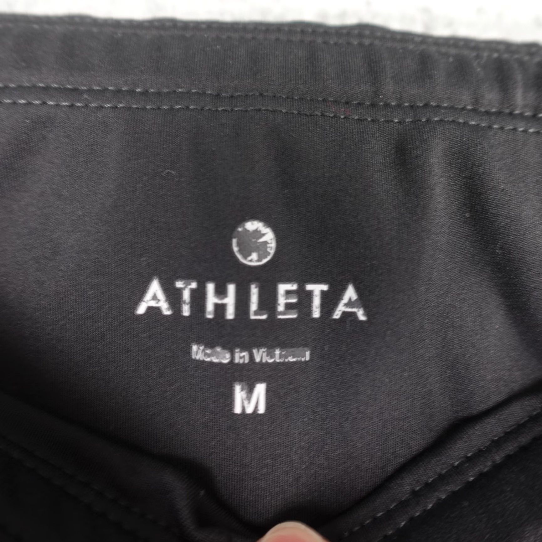 Athleta Athleta Leggings Womens M Black Floral High Rise Pocket Yoga Gym Stretch Size 32" / US 10 / IT 46 - 2 Thumbnail