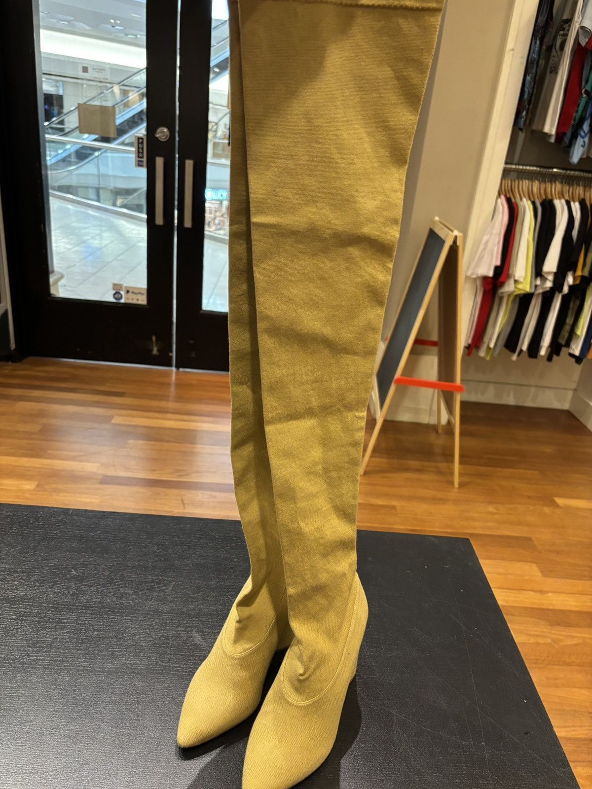 Yeezy Yeezy Thigh High Boots Size US 8.5 / IT 38.5 - 2 Thumbnail