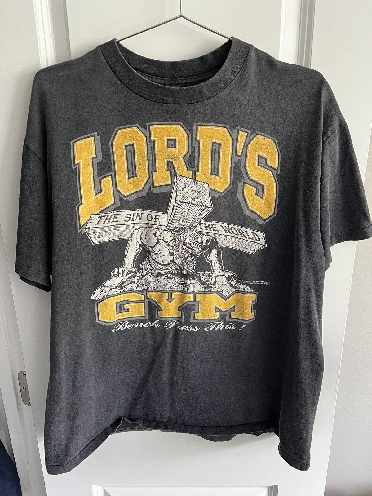 T-shirt Vintage Body Graphics Fitness In Training Mike Green - Taille XL, Couleur Rouge, Motif Gym Années 1990 - Parfait Pour Les Fans De Rétro