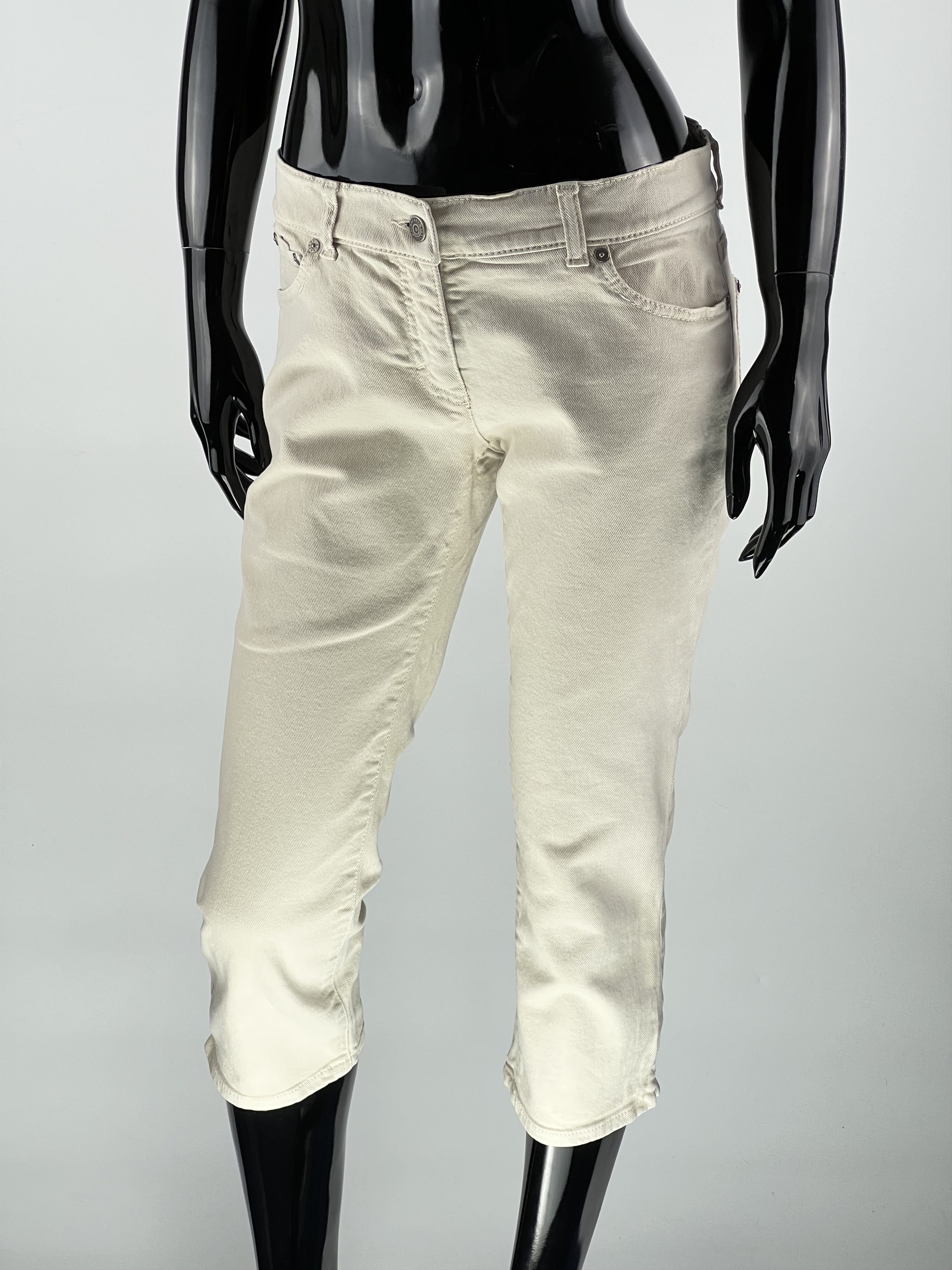 Burberry Burberry London Capri Jeans Women's Size 28 Size 28" / US 6 / IT 42 - 1 Thumbnail